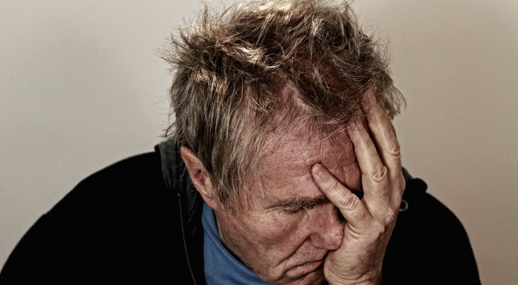 https://storage.googleapis.com/oneworld-prod/assets/Cortisol-Stress.jpg?v=1752050161