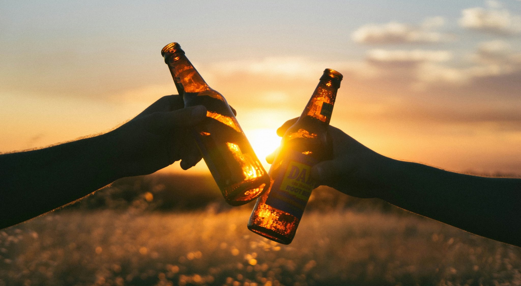 https://storage.googleapis.com/oneworld-prod/assets/Sport-und-Alkohol.jpg?v=1773658988