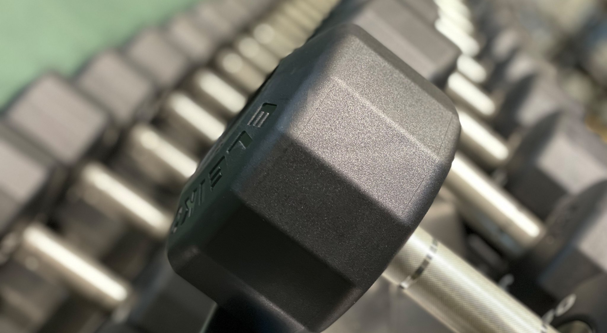https://storage.googleapis.com/oneworld-prod/assets/abnehmen-kaloriendefizit-muskeltraining-blackroll.jpg?v=1642066336