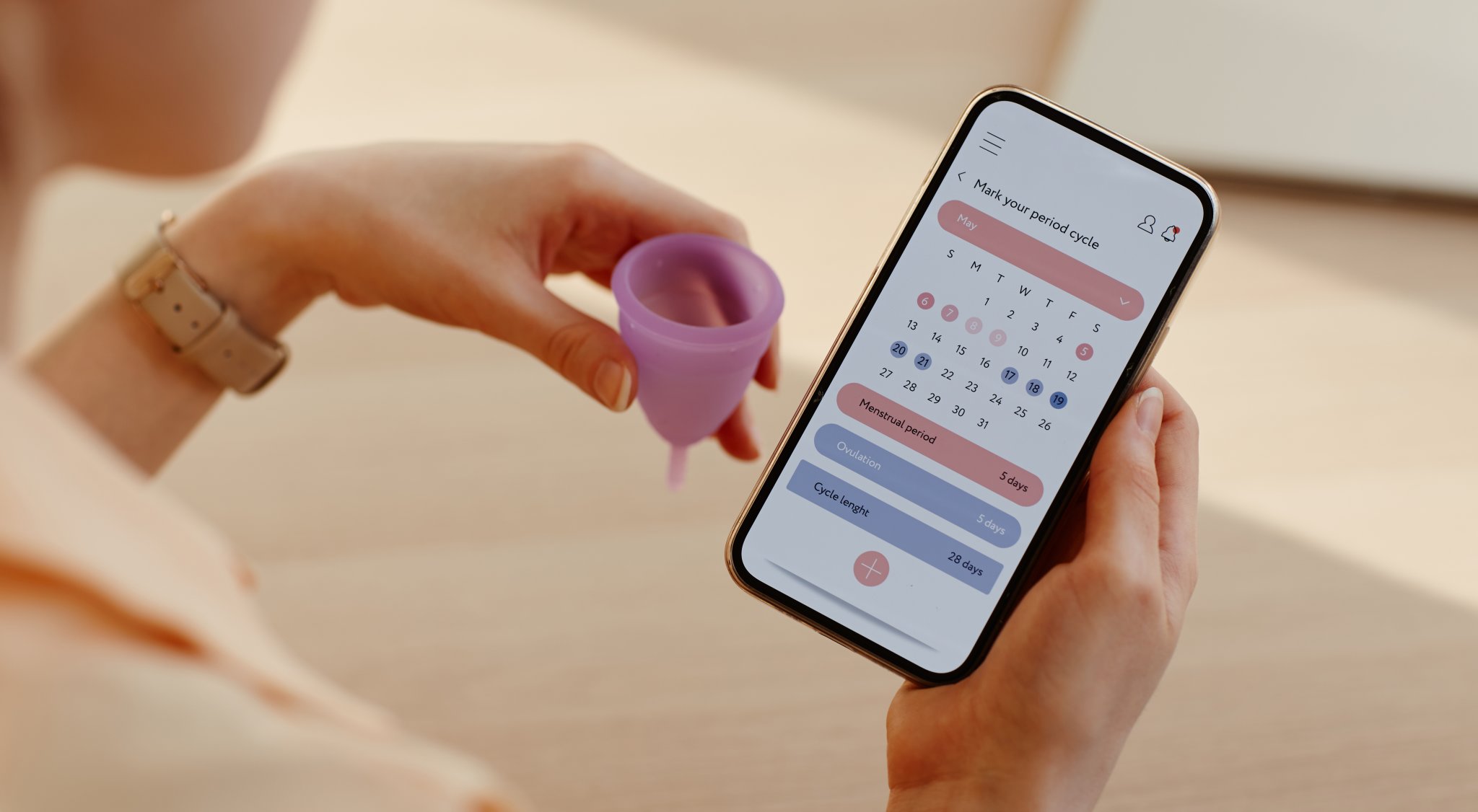 https://storage.googleapis.com/oneworld-prod/assets/zyklusbasiertes-training-menstruation-app.jpeg?v=1716454126