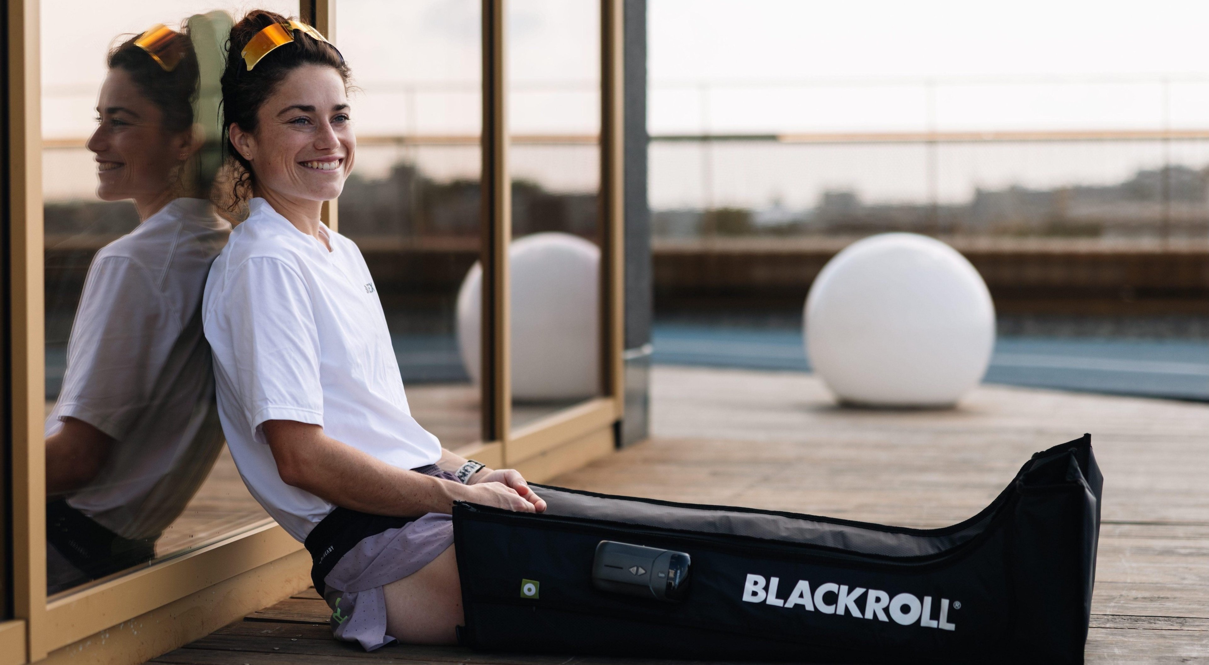https://storage.googleapis.com/oneworld-prod/assets/Blackroll_KimiSchreiber_202506_HighRes_VanessaBlankenagel_VB252685_2025-11-25-155529_kqaz_2026-03-19-105852_lgej.jpg?v=1773917932