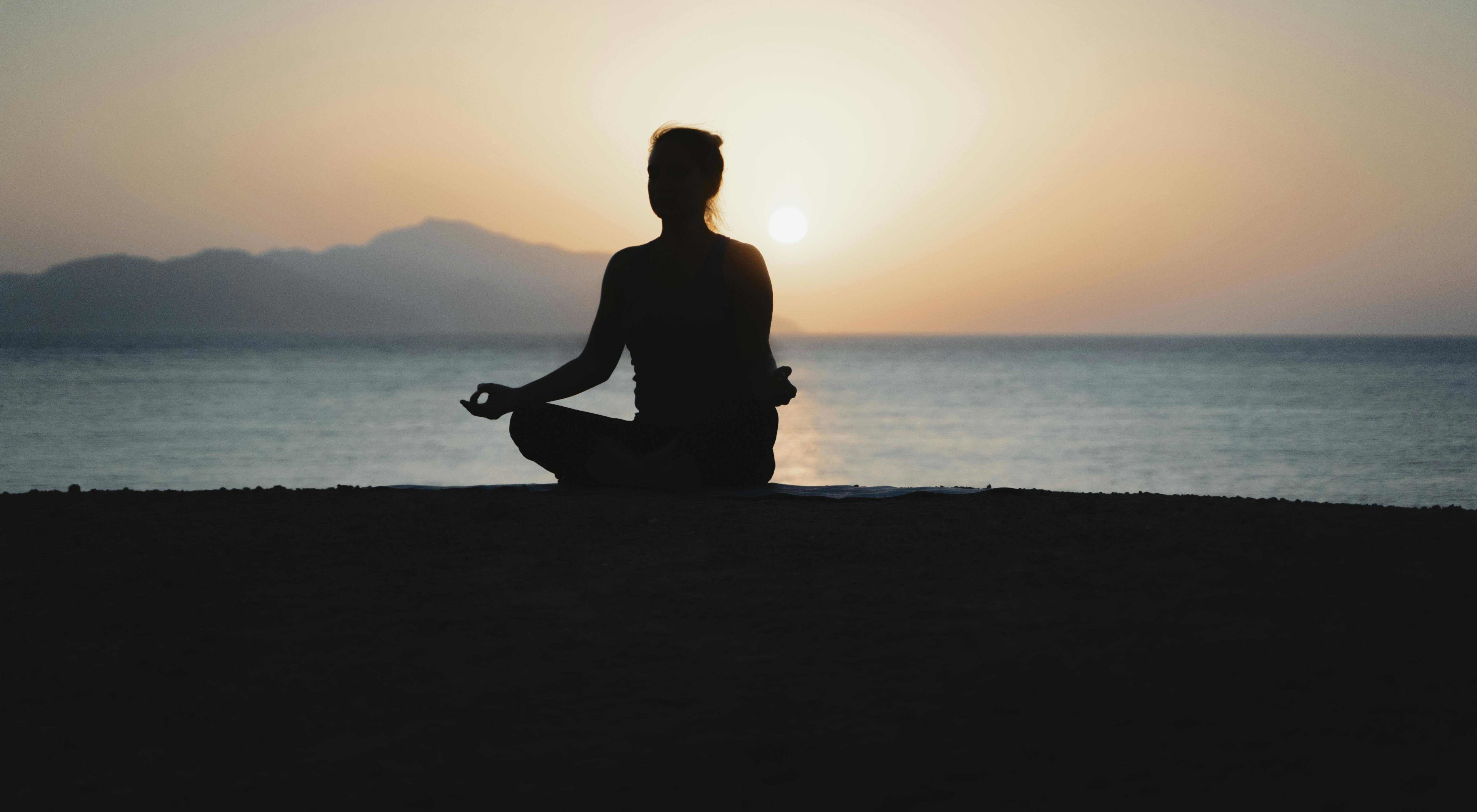https://storage.googleapis.com/oneworld-prod/assets/meditation-ursprung.jpeg?v=1708350662