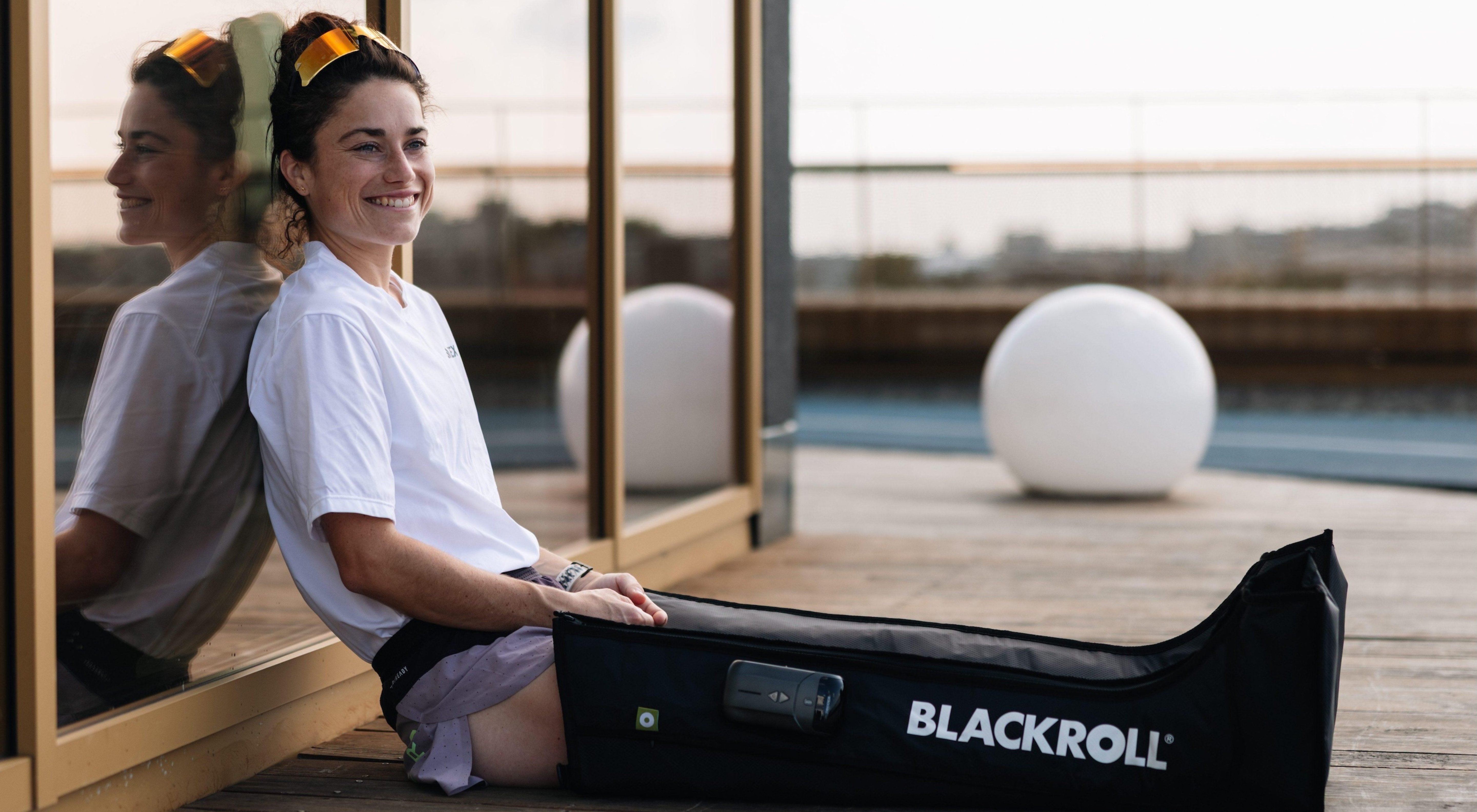 https://storage.googleapis.com/oneworld-prod/assets/Blackroll_KimiSchreiber_202506_HighRes_VanessaBlankenagel_VB252685_2025-11-25-155529_kqaz_2026-03-19-105852_lgej.jpg?v=1773917932