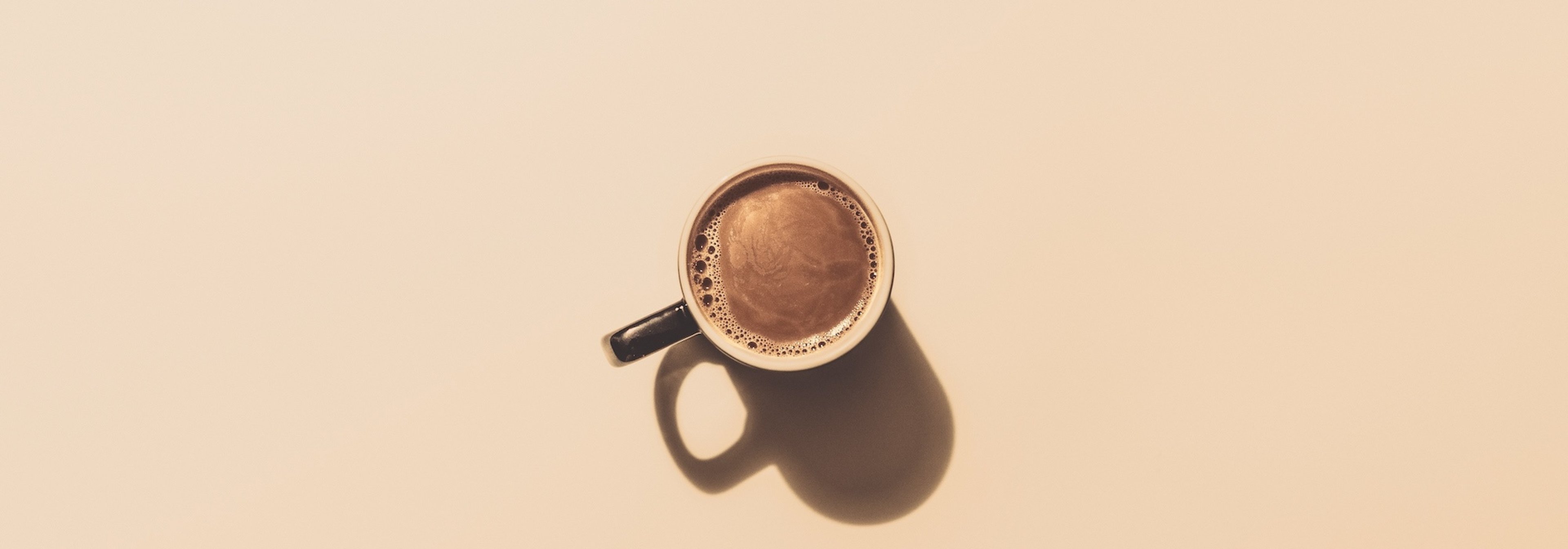 https://storage.googleapis.com/oneworld-prod/assets/Koffein-4.jpg?v=1762781499