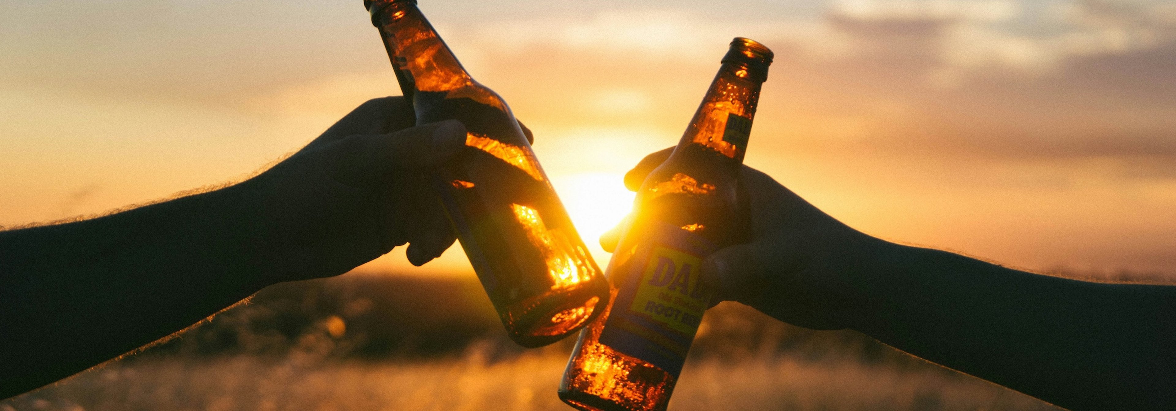 https://storage.googleapis.com/oneworld-prod/assets/Sport-und-Alkohol.jpg?v=1773658988