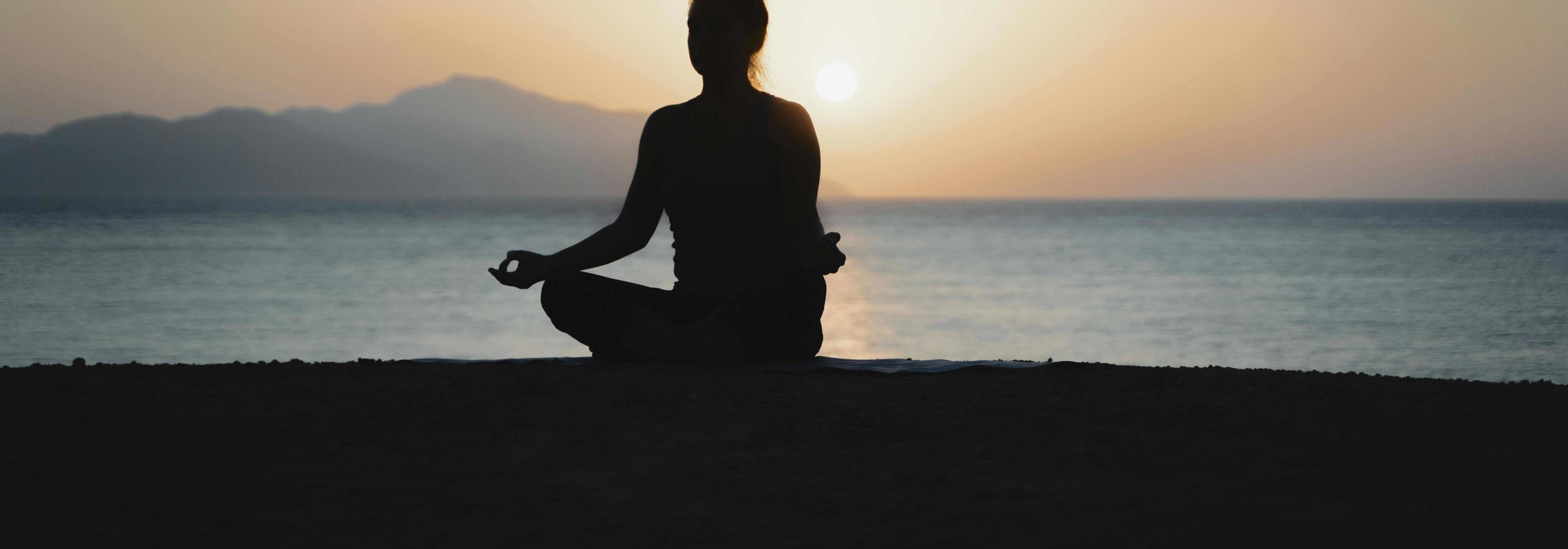 https://storage.googleapis.com/oneworld-prod/assets/meditation-ursprung.jpeg?v=1708350662