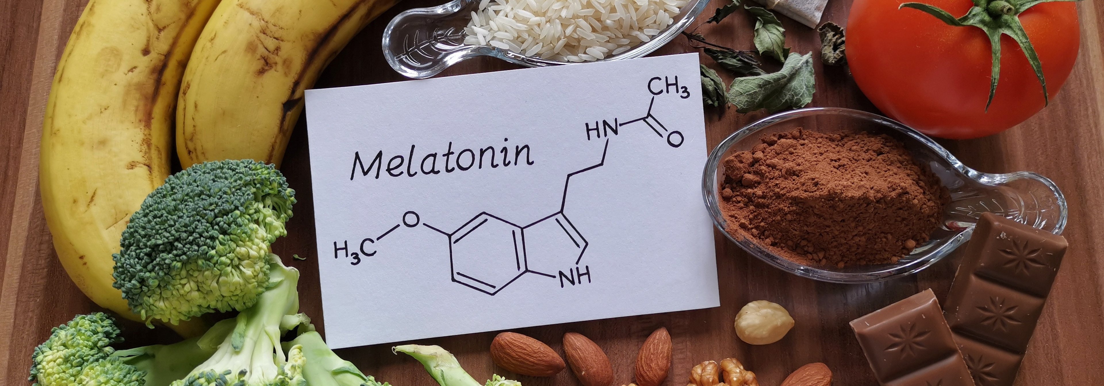 https://storage.googleapis.com/oneworld-prod/assets/melatonin-nahrungsmittel.jpeg?v=1682692423