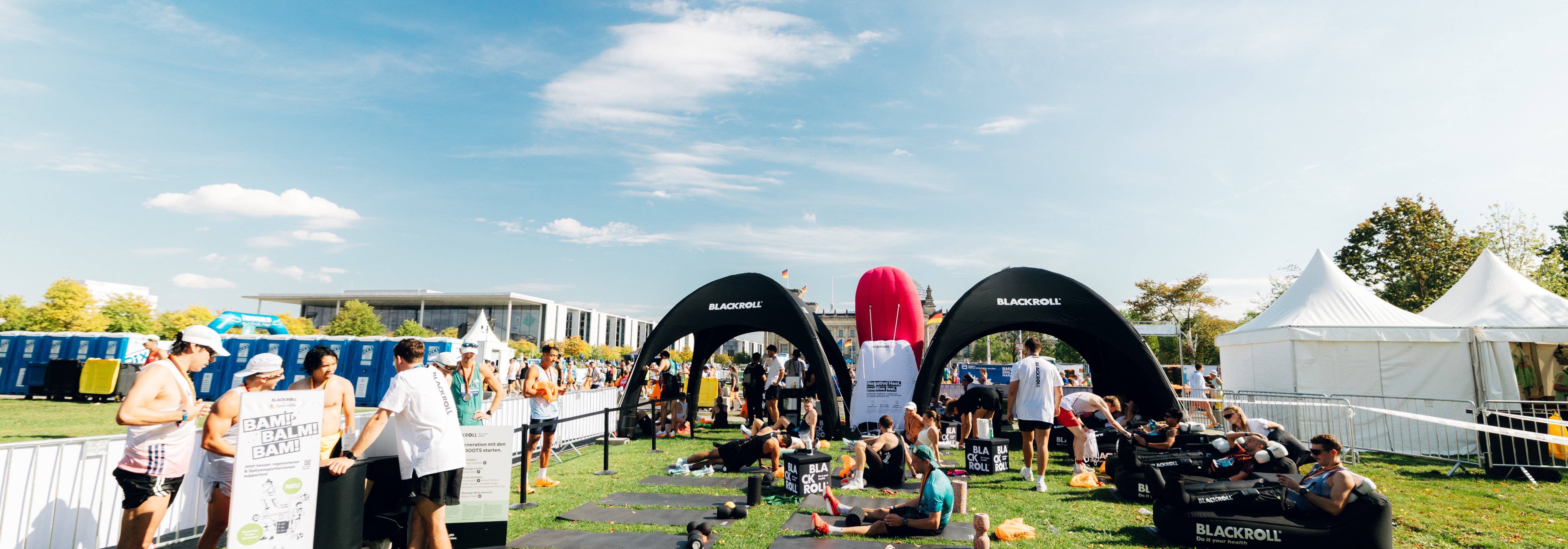 https://storage.googleapis.com/oneworld-prod/assets/09_Berlin-Marathon.jpg?v=1767773721