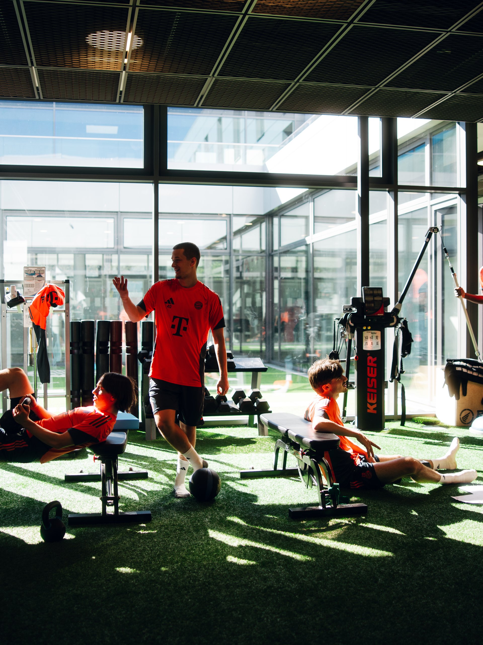 260427 JJANK BLACKROLL FC Bayern Campus 6382