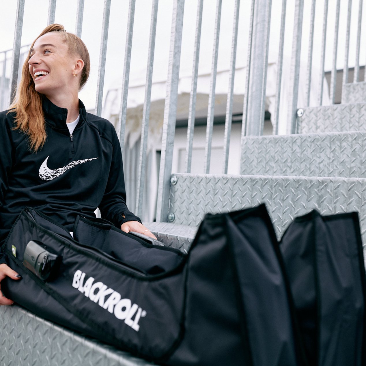 Récupération professionnelle : Sophia Kleinherne avec les COMPRESSION BOOTS de BLACKROLL