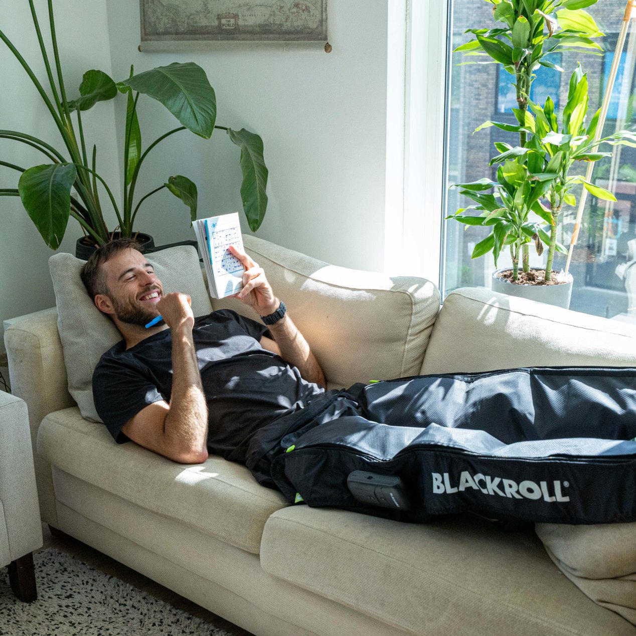 HIDDE BLACKROLL HOME 45