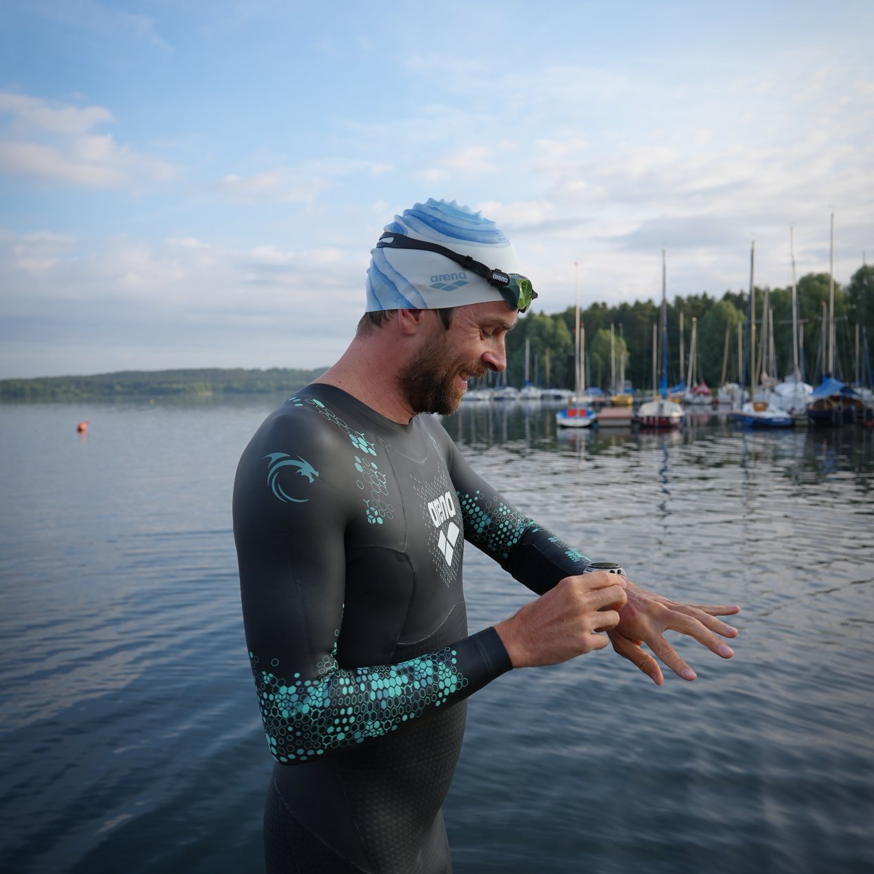 Jonas Deichmann Swimming