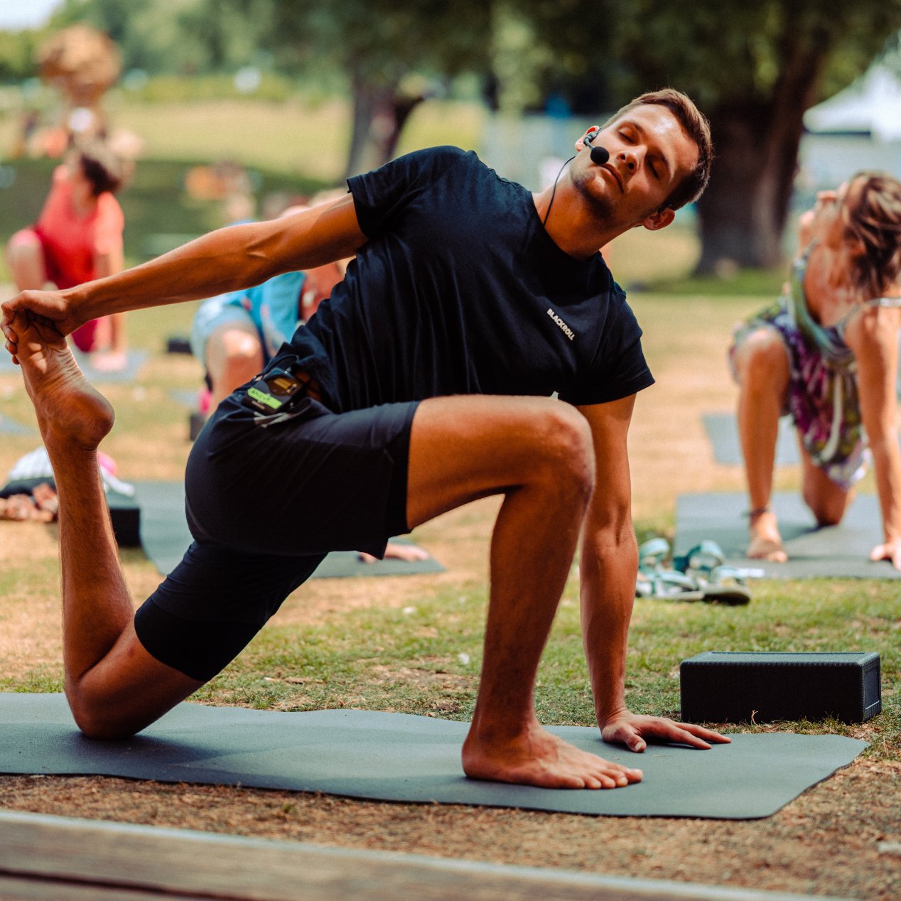 BLACKROLL® Meets Yoga Class with Stefan