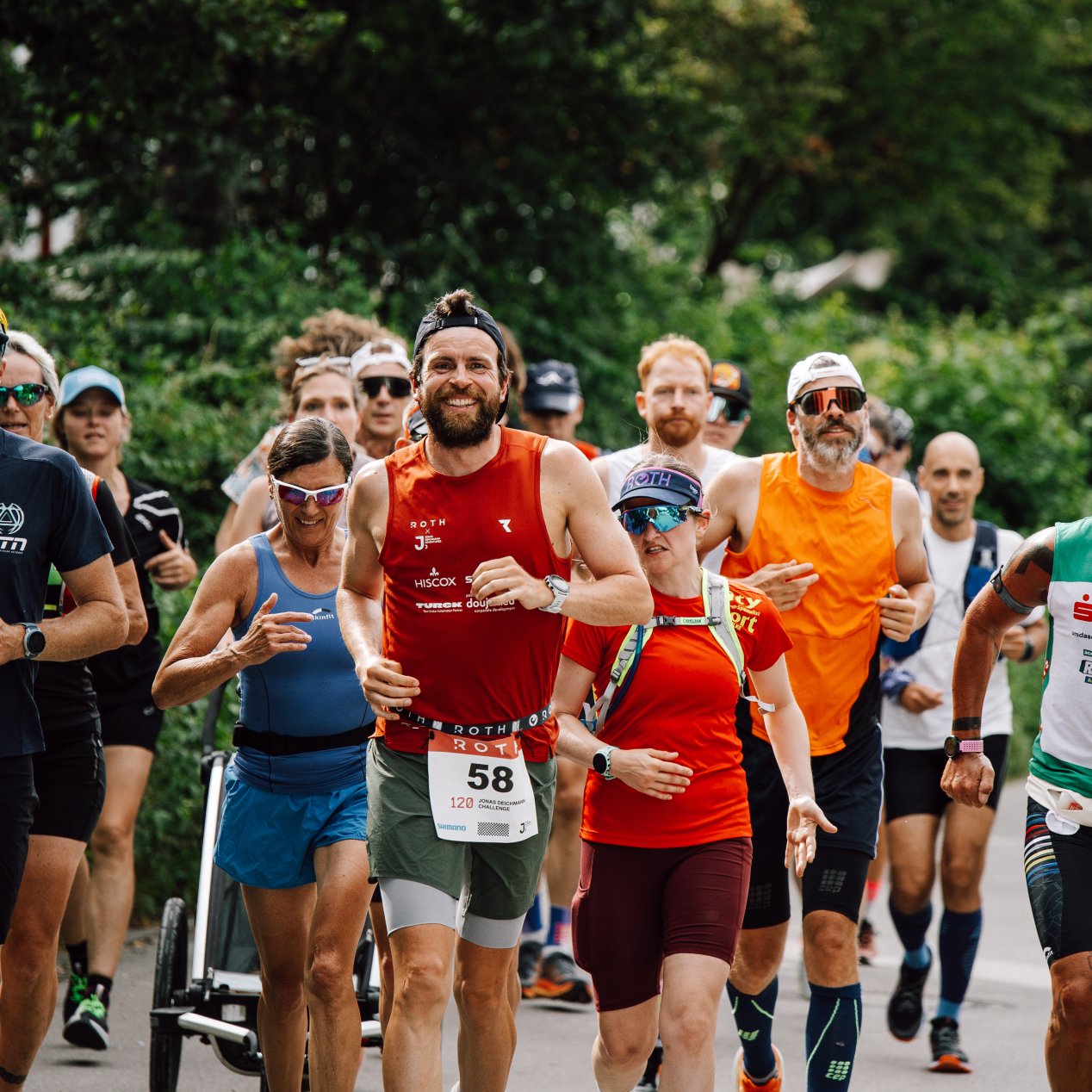 Jonas Deichmann tijdens het joggen