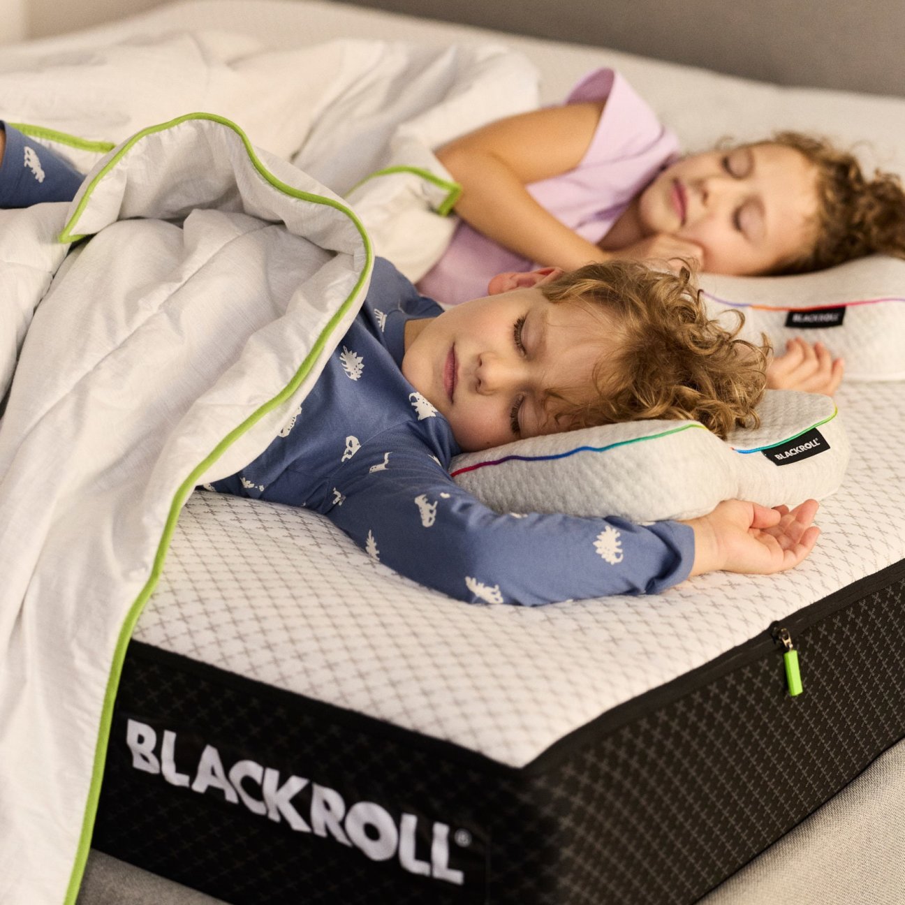 08 Sleep Kids 302 small