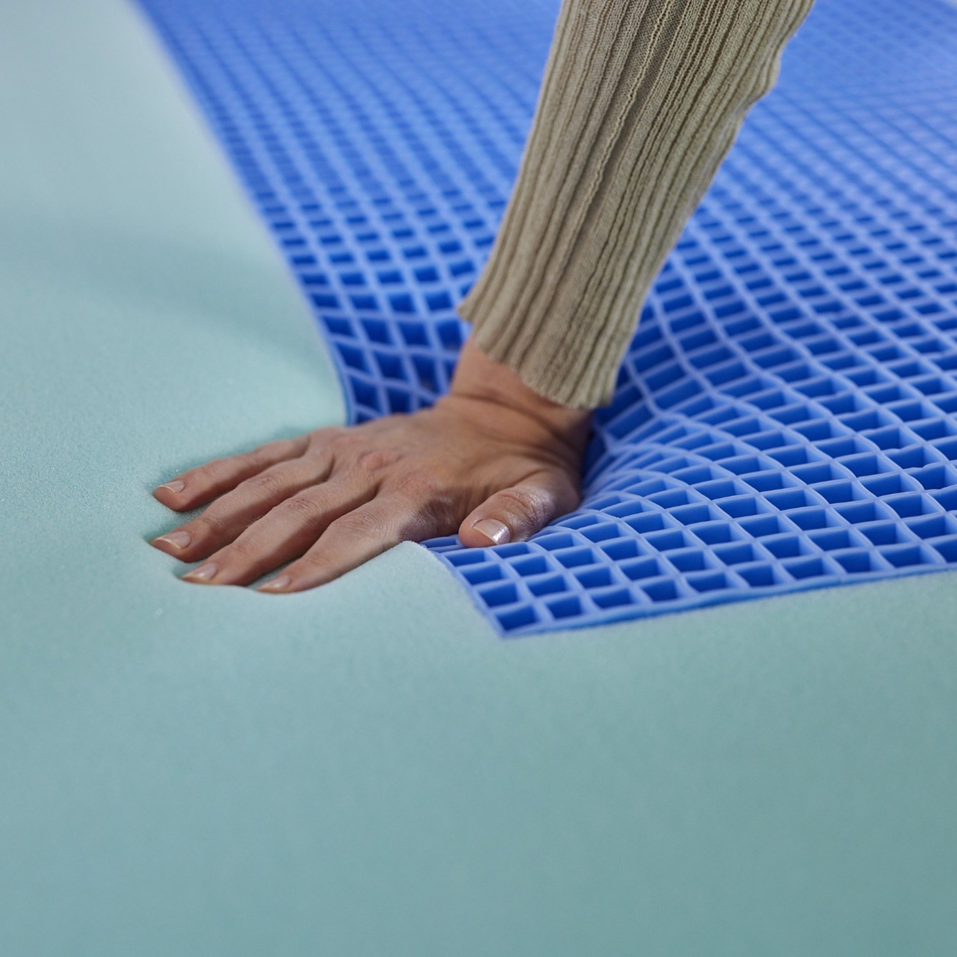 BASE ELEGANCE detail model hand hell