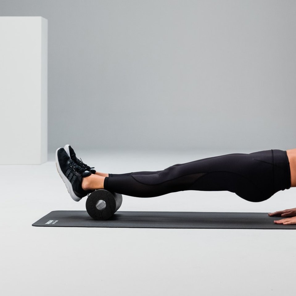 Reverse plank strengthening blackroll standard web 2 Y2 A0473 3