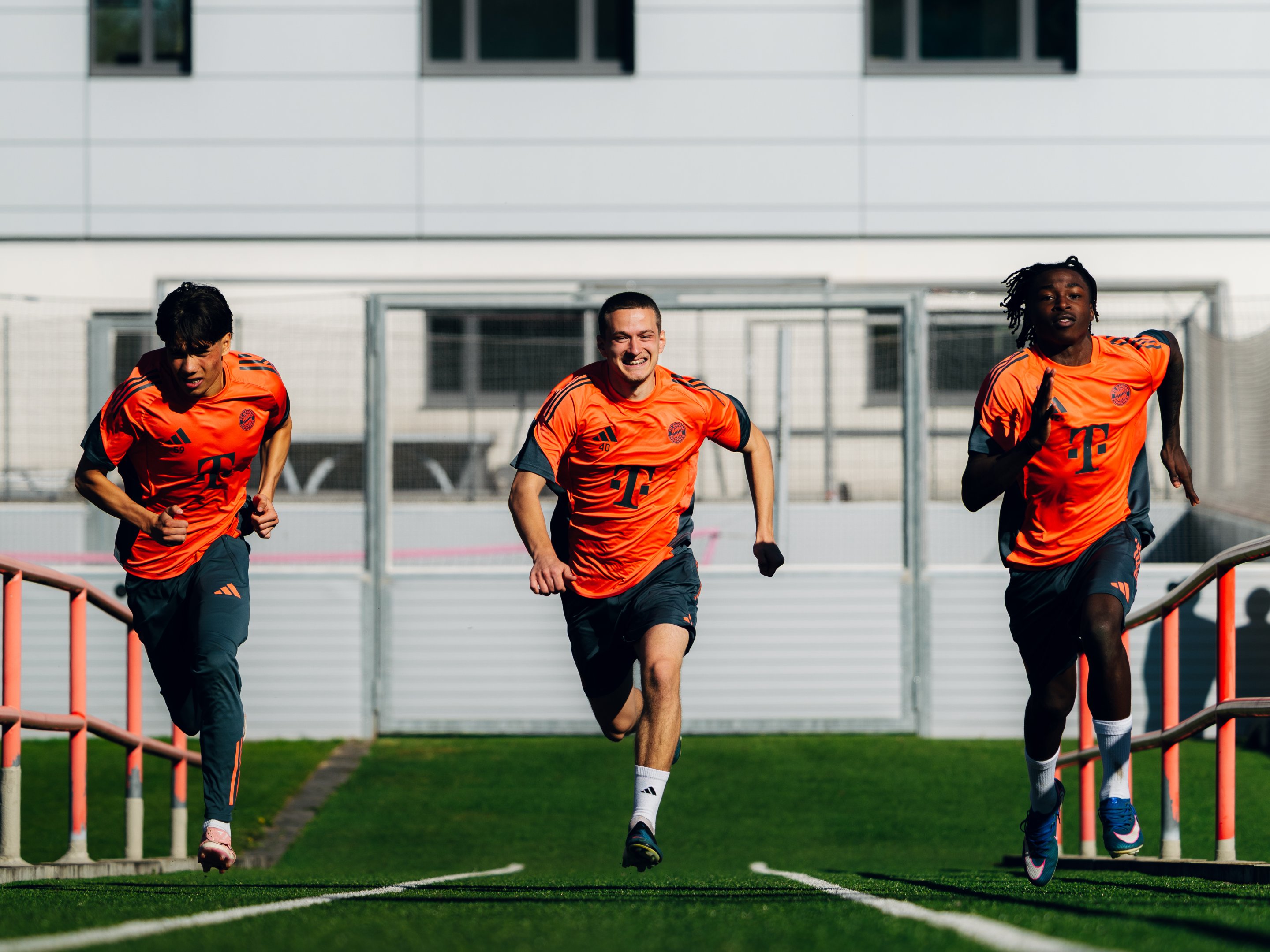 260427 JJANK BLACKROLL FC Bayern Campus 6559