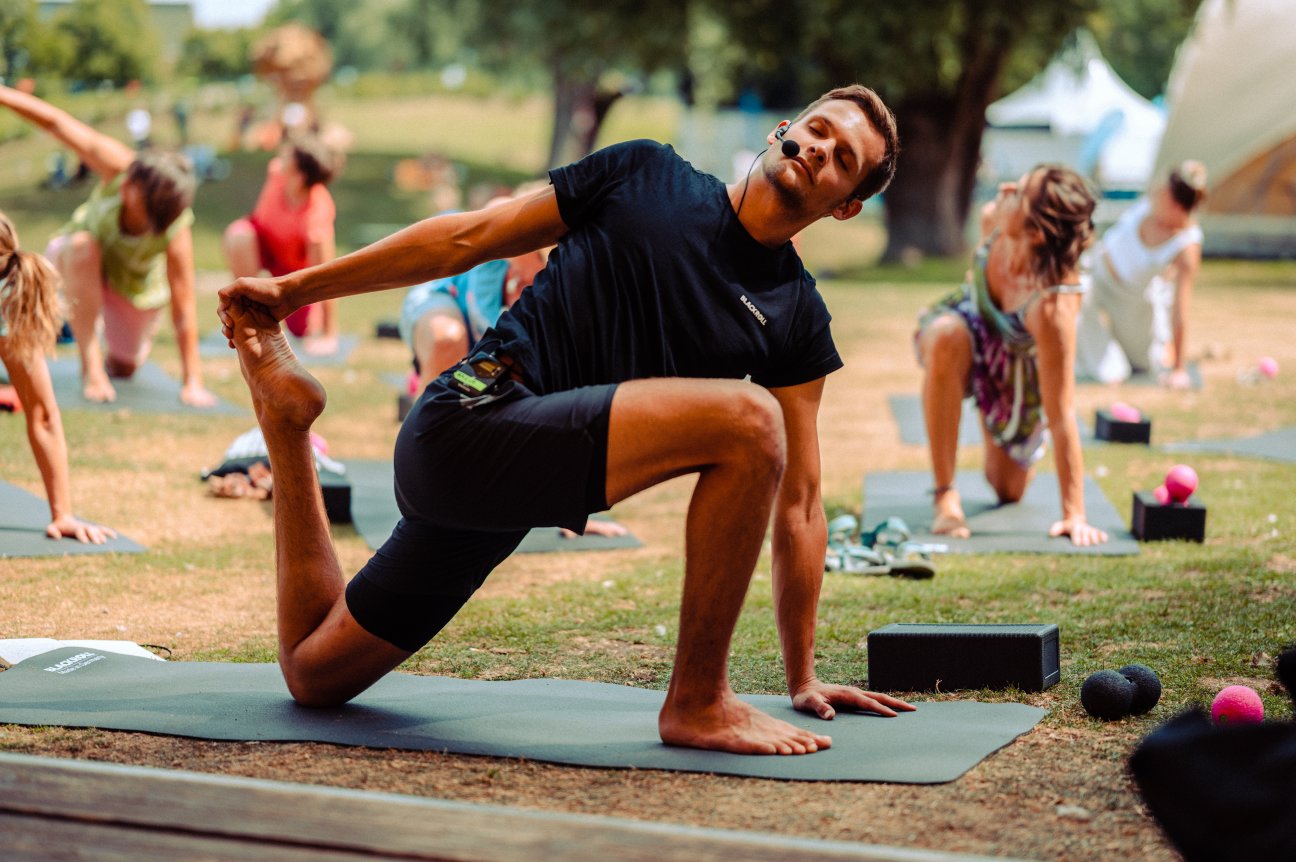 Trainer Stefan B Lackroll Yoga Workshop