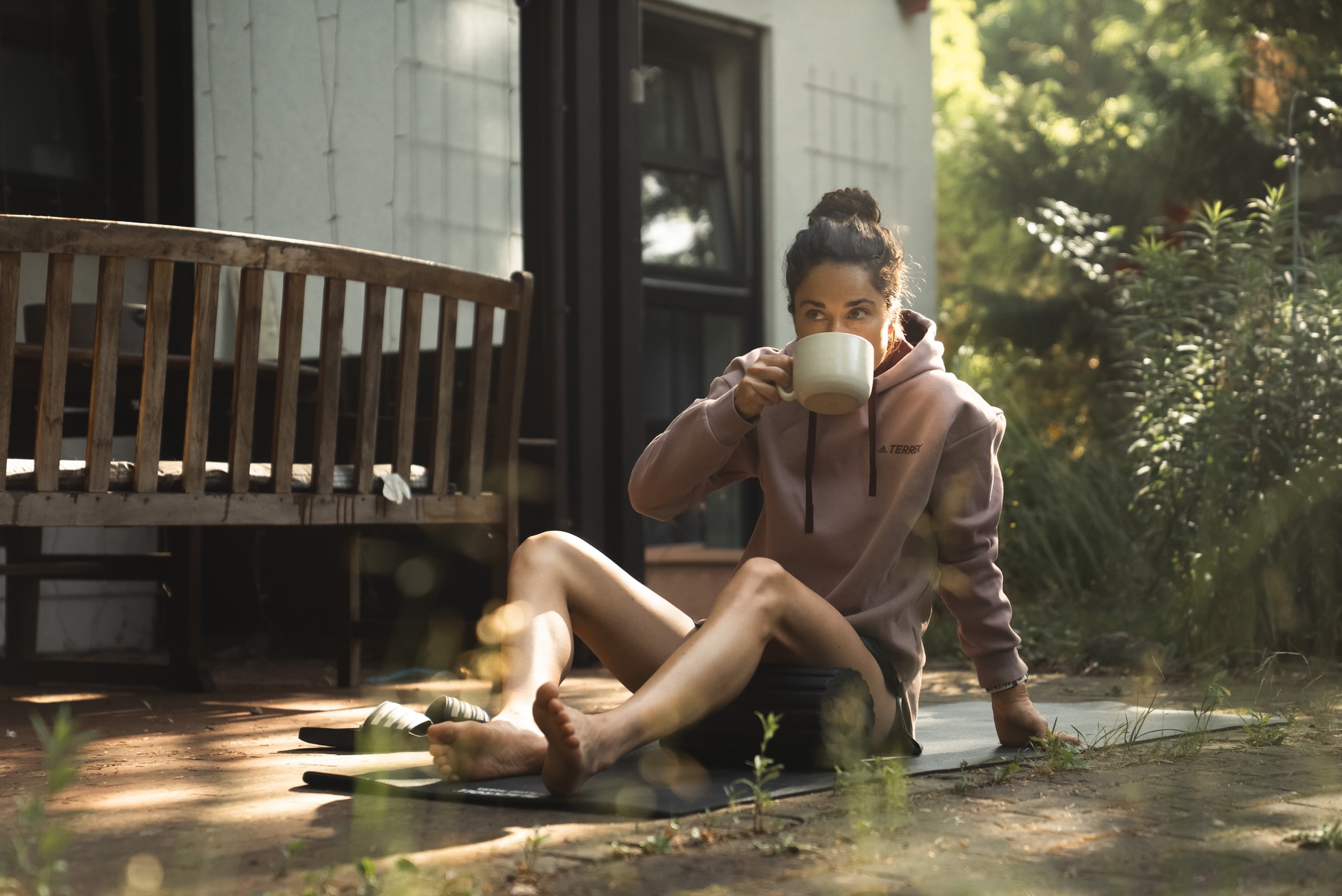 Kimi Schreiber with a coffee in the morning