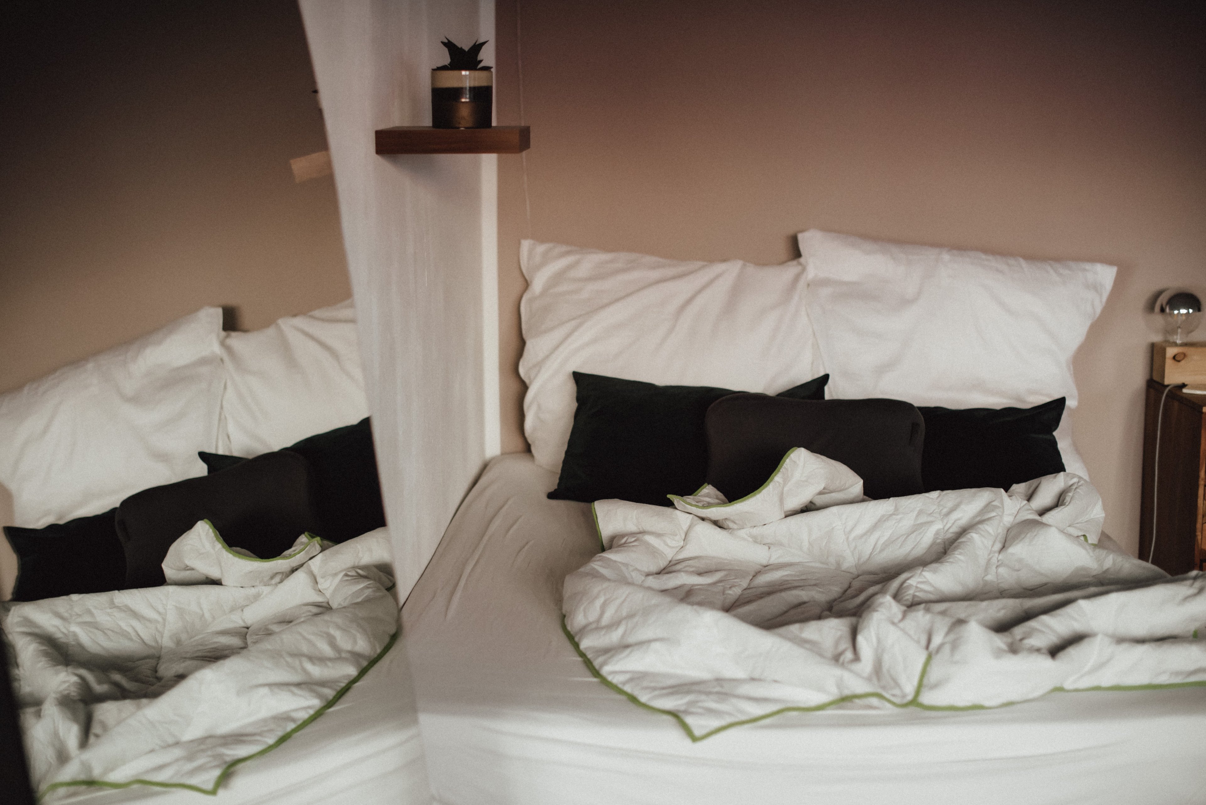 bed recovery blanket pillow