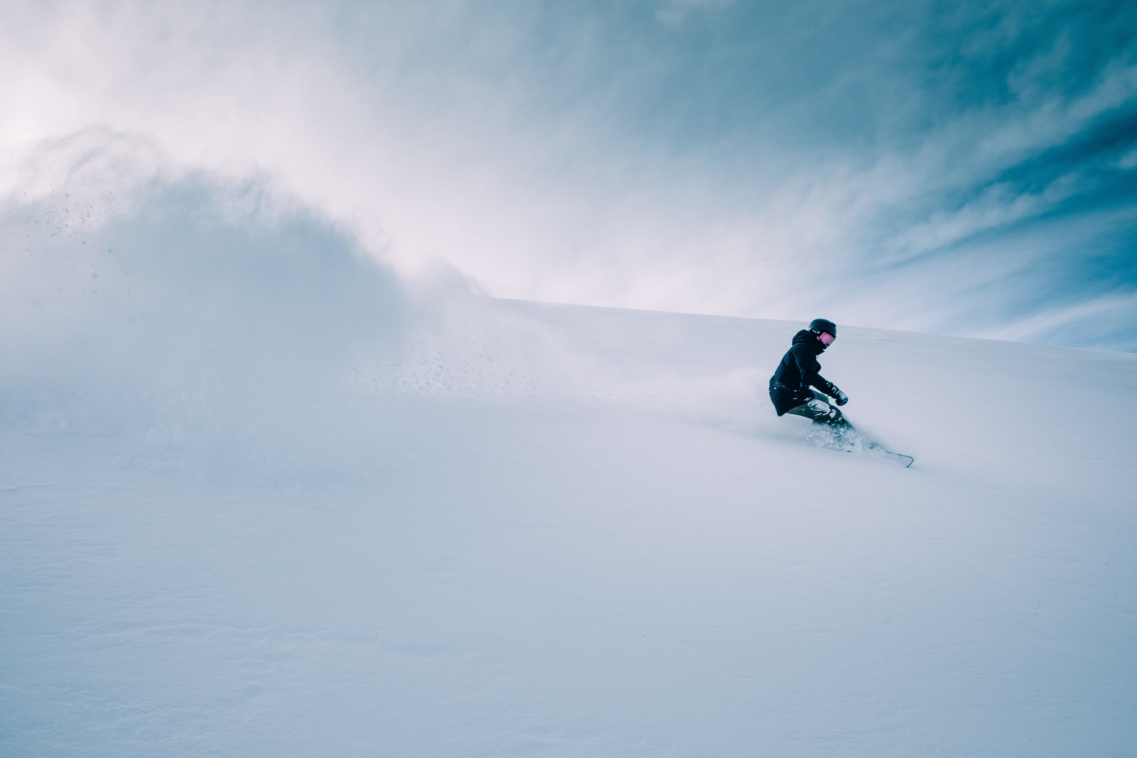 Strength Training for Snowboarders: 5 Effective Exercises