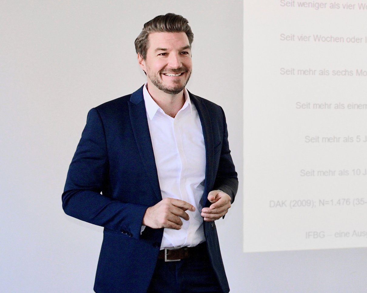 Dr Fabian Krapf