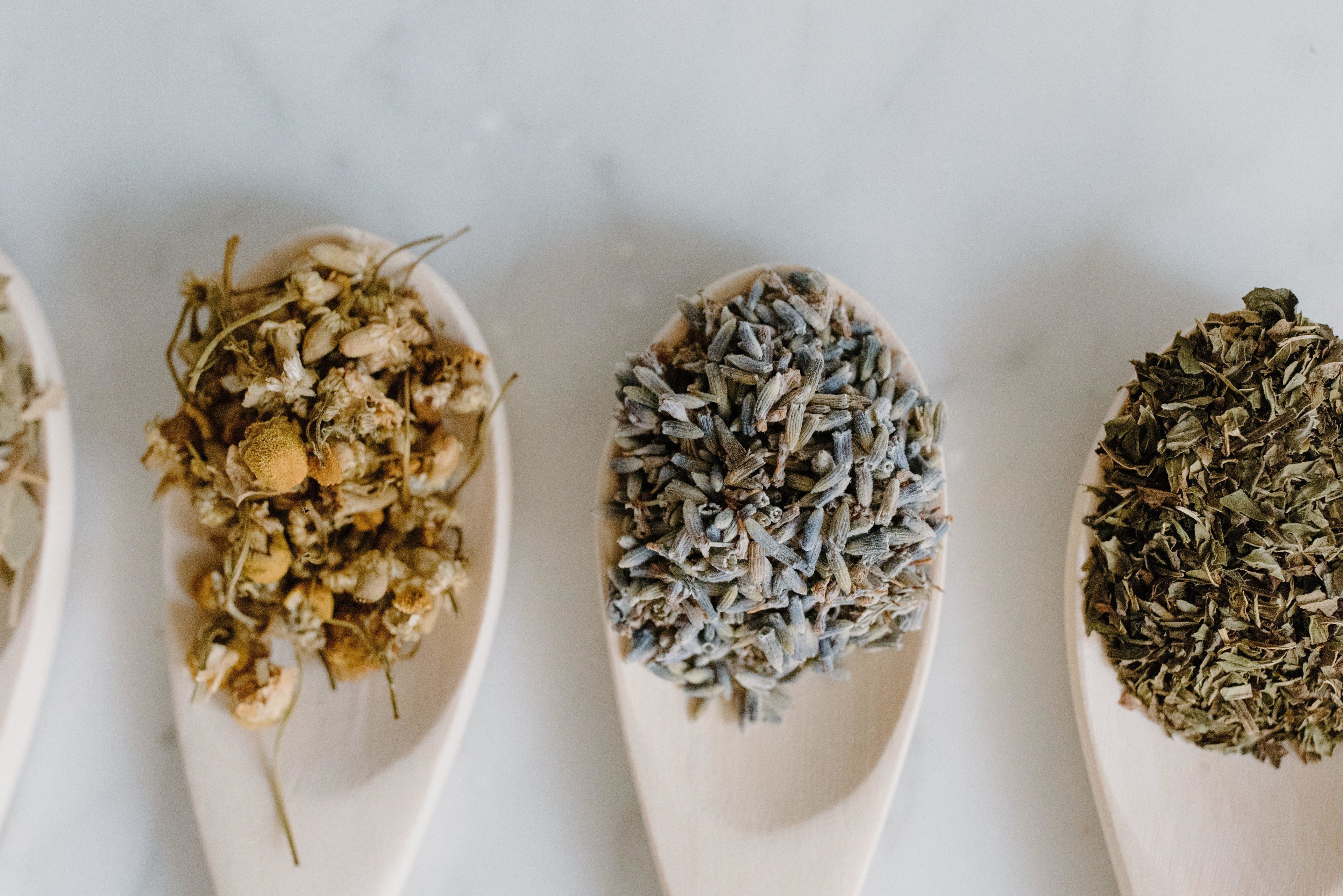 5 Essential Oils for Sore Muscles