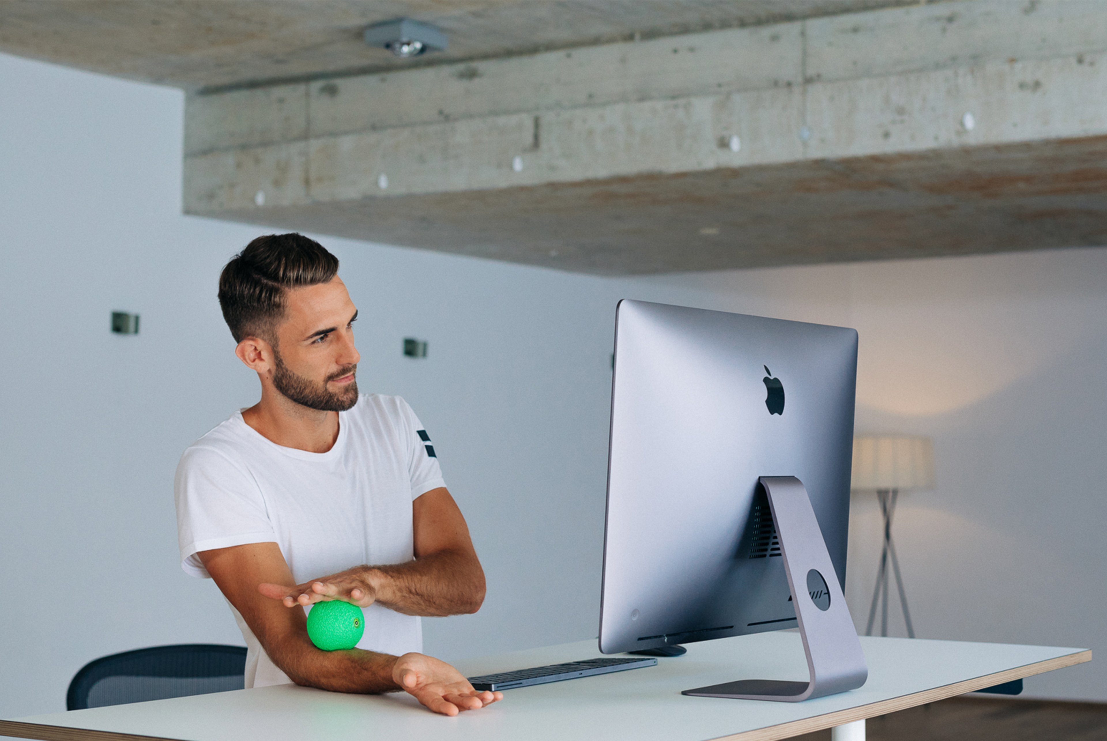 Sitzen stehen homeoffice tipps blackroll