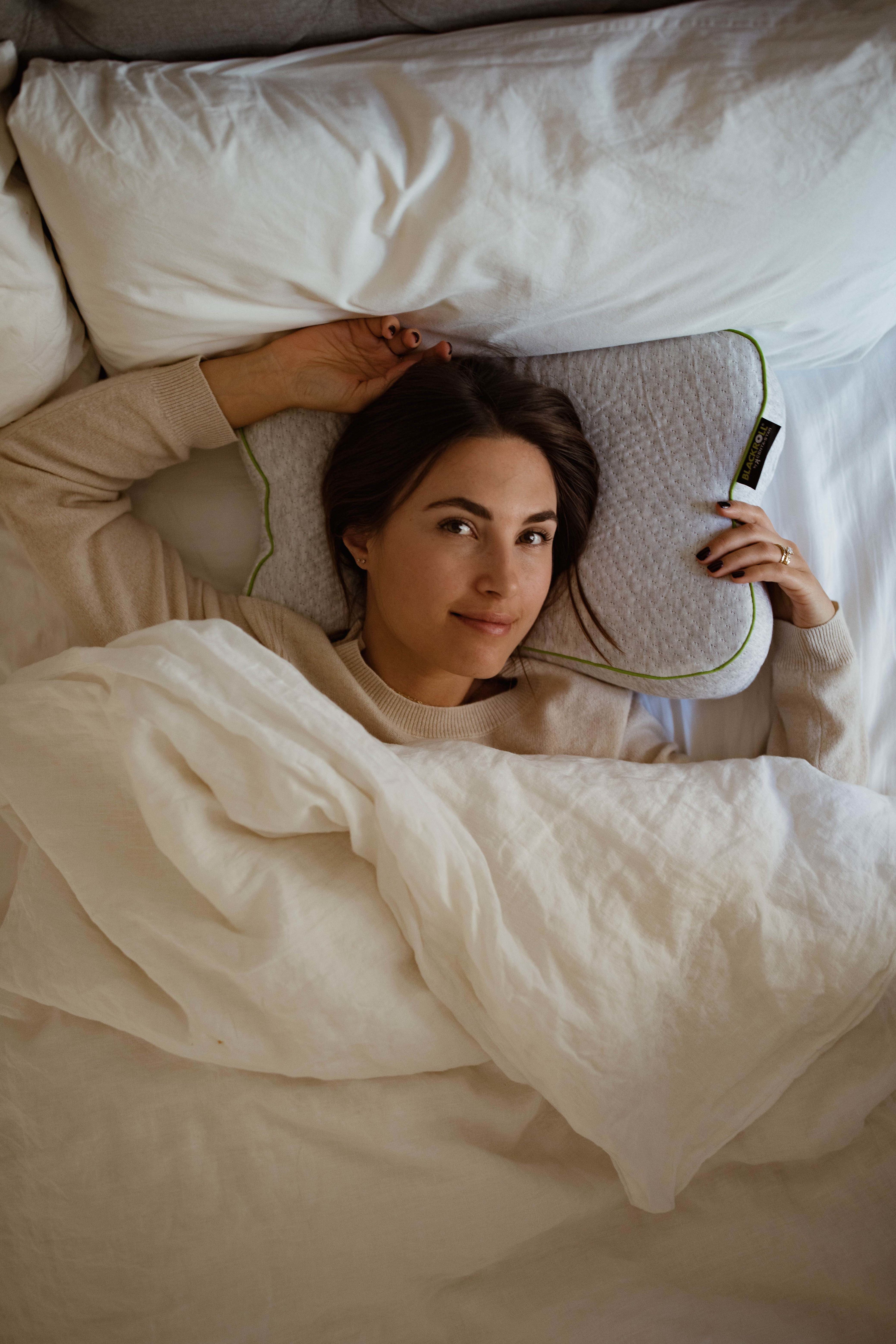2019 BLACKROLL PILLOW 3 ninawro