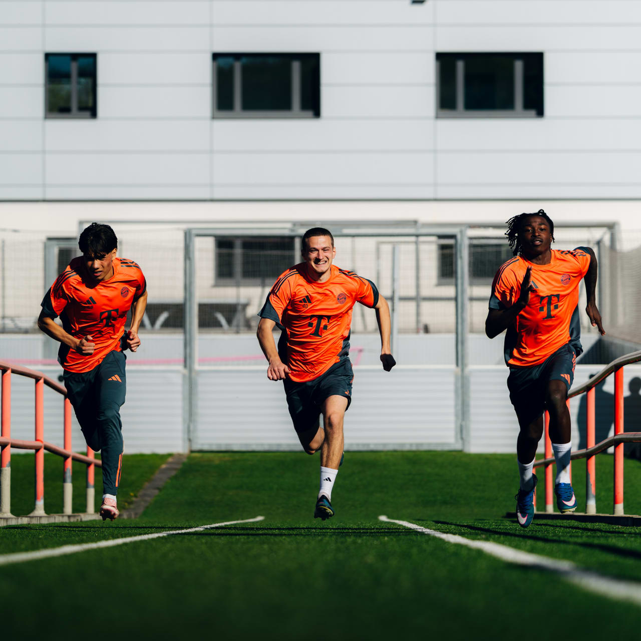 260427 JJANK BLACKROLL FC Bayern Campus 6559