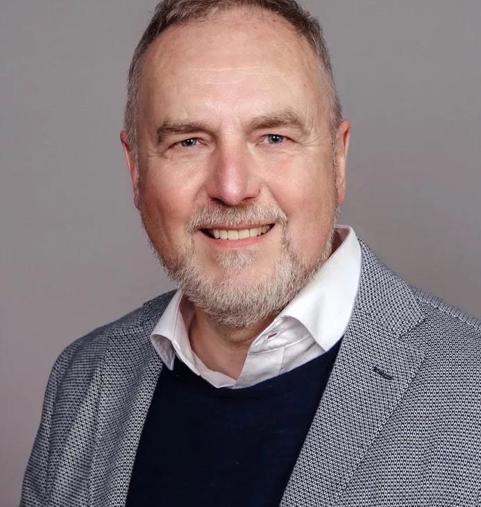 Dr. Alfred Wiater - BLACKROLL® Experte für Kinderschlafmedizin, Pädiater & Schlafforscher