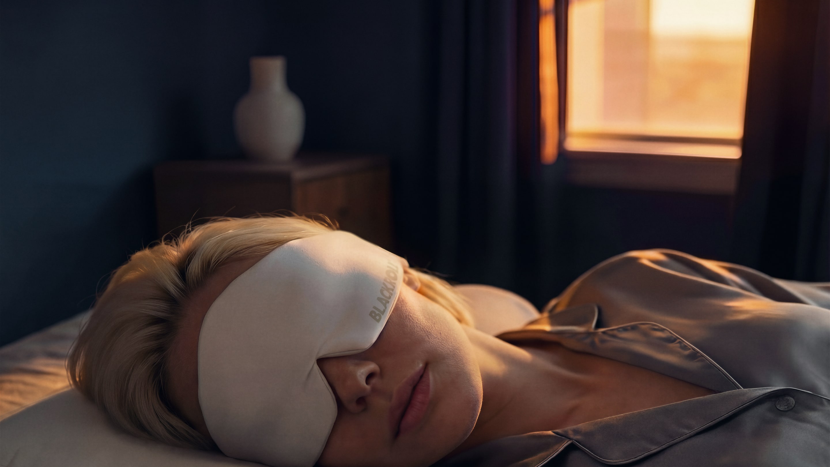 BLACKROLL Sleep Mask 04 2