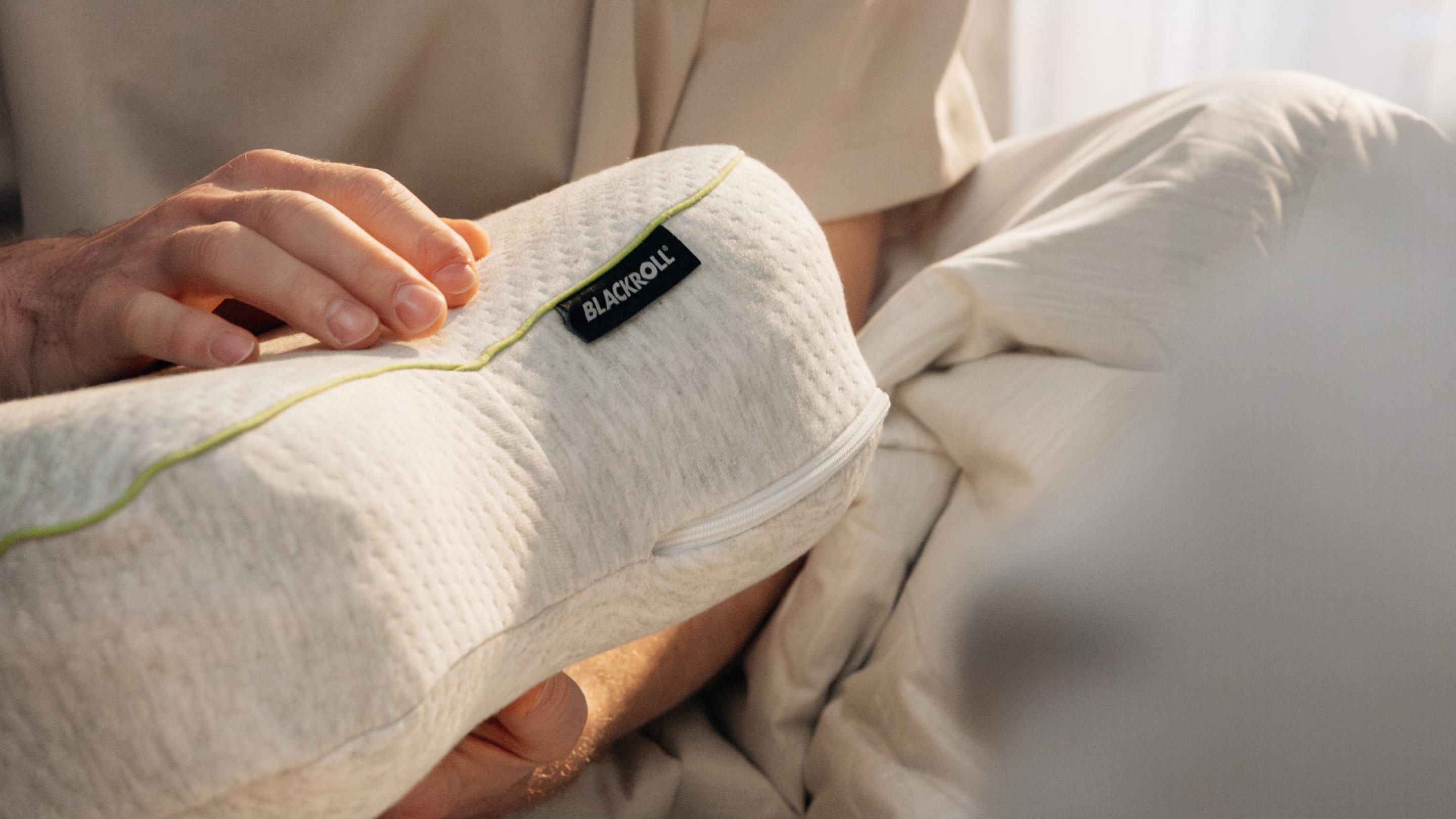 PILLOW PLUS 3000x1500