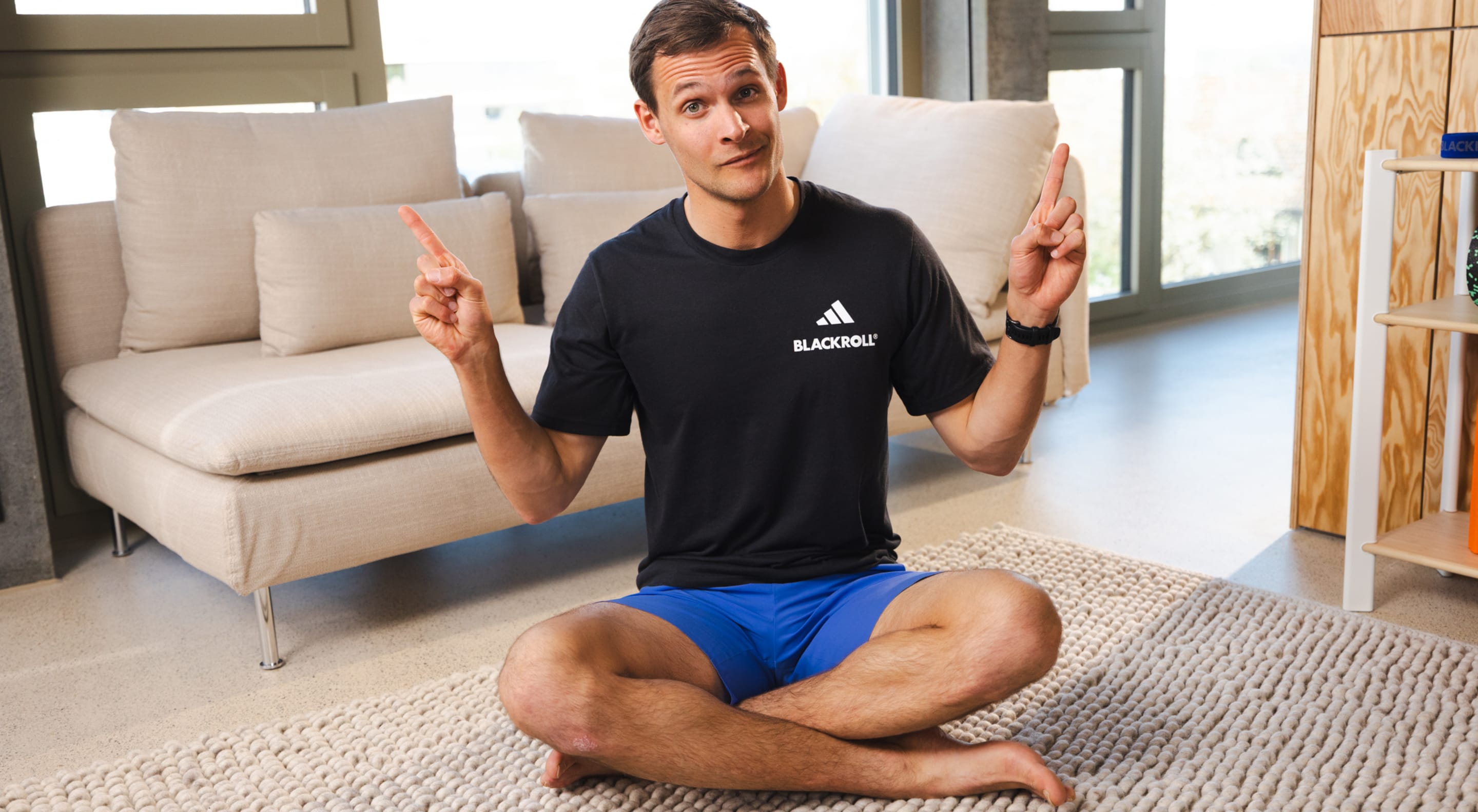 https://storage.googleapis.com/oneworld-prod/assets/023_yt_thumbnail_2026_04_seated-mat-pointing-up-both-hands.jpg?v=1786435906