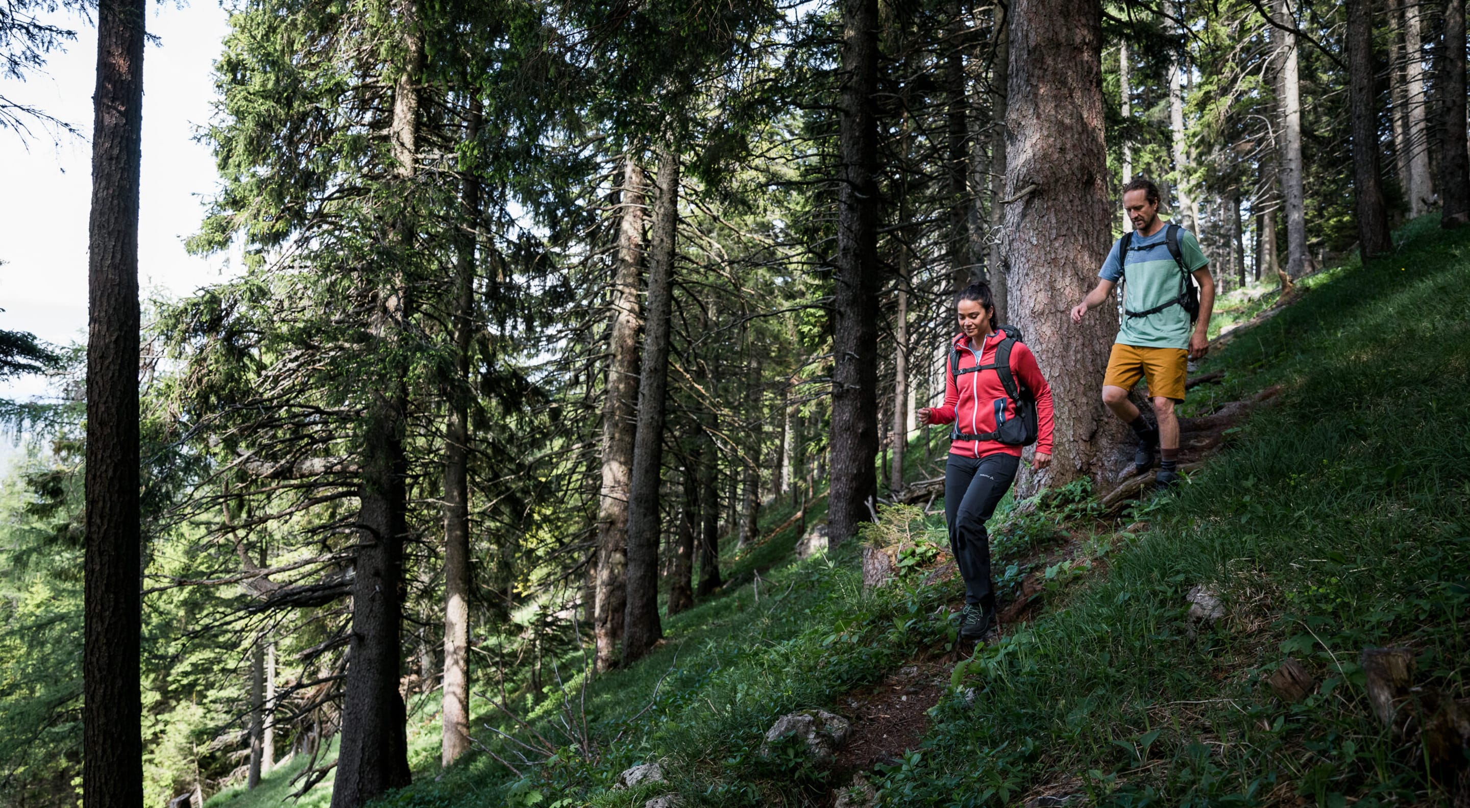 https://storage.googleapis.com/oneworld-prod/assets/2020_OUTDOOR_MOOD-5520_2021-07-19-100040_ffop.jpg?v=1626688840