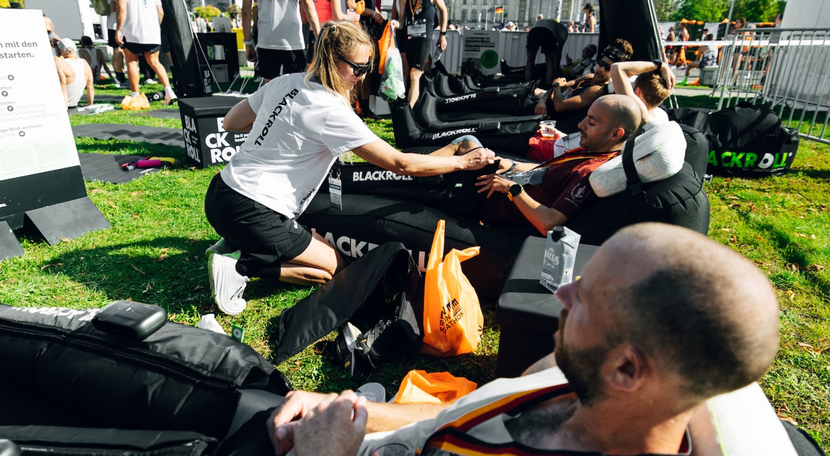 https://storage.googleapis.com/oneworld-prod/assets/Berlin-Marathon-2025-1.jpg?v=1759410361
