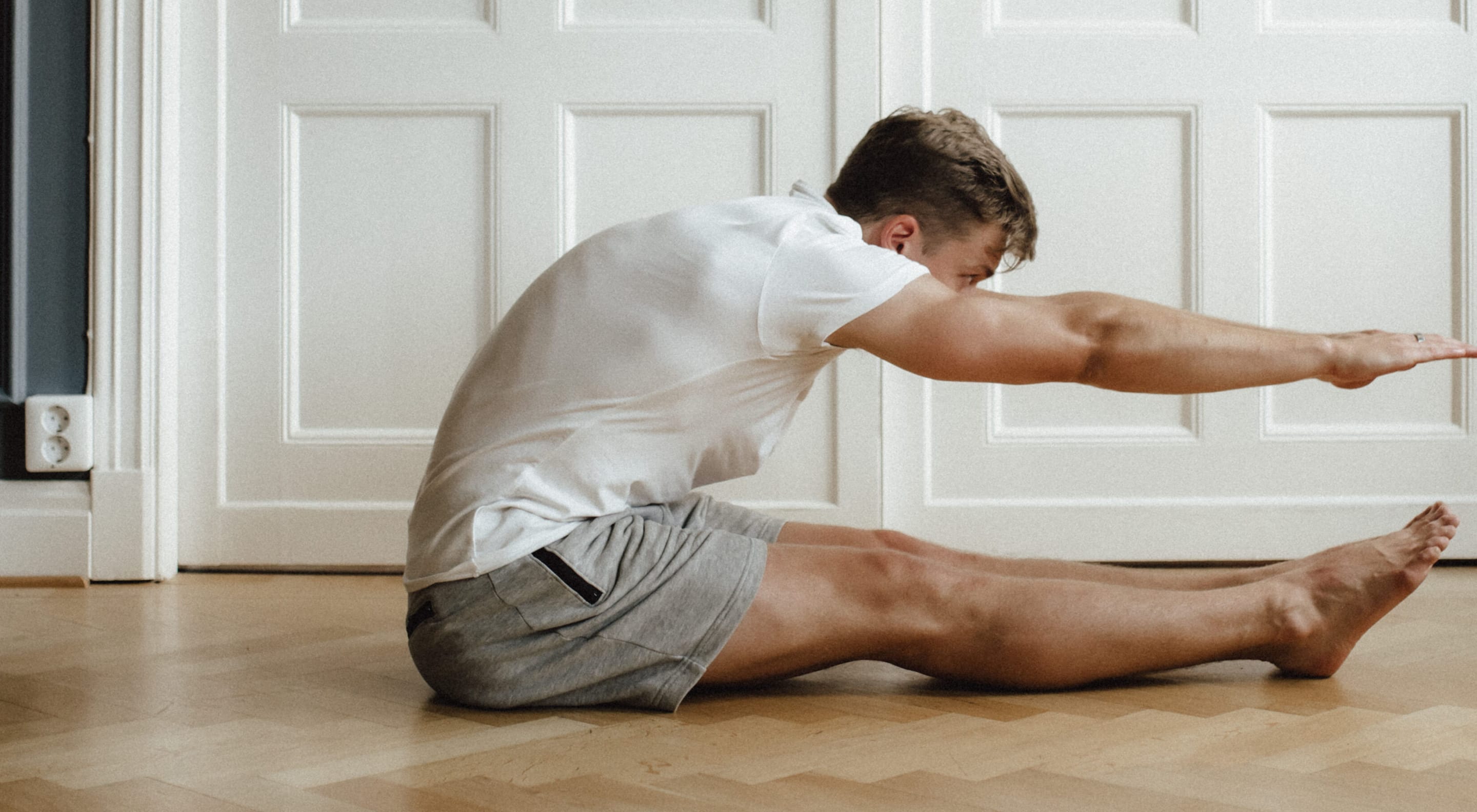 https://storage.googleapis.com/oneworld-prod/assets/fascial-stretch-dehnung_2021-08-06-070545_xmav.jpg?v=1628233546