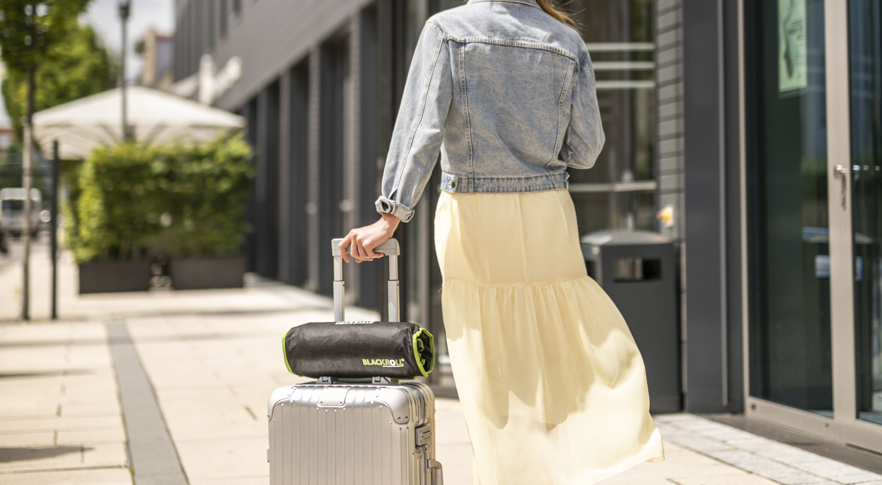 https://storage.googleapis.com/oneworld-prod/assets/koffein-auf-reisen.jpg?v=1606322293