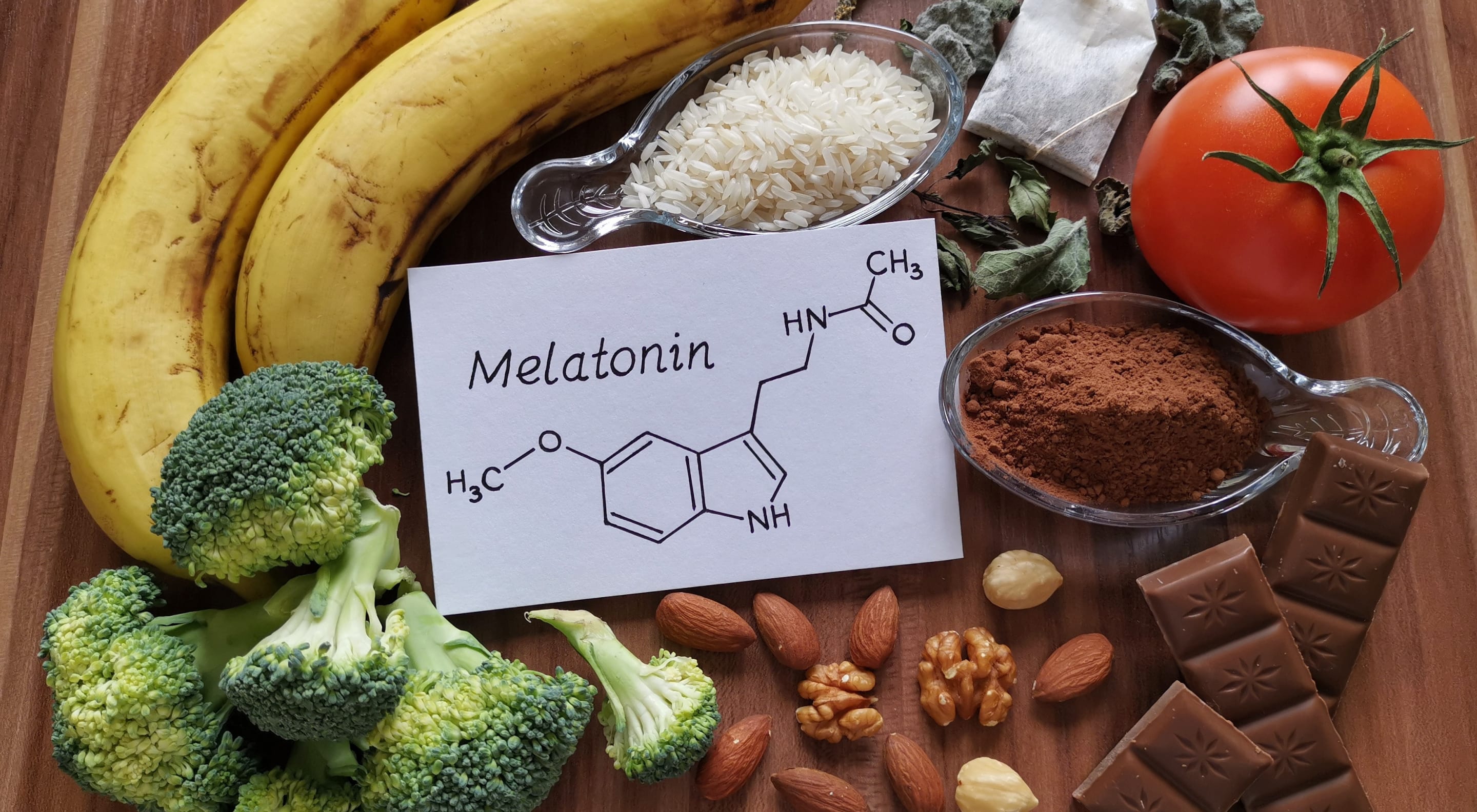 https://storage.googleapis.com/oneworld-prod/assets/melatonin-nahrungsmittel.jpeg?v=1682692423
