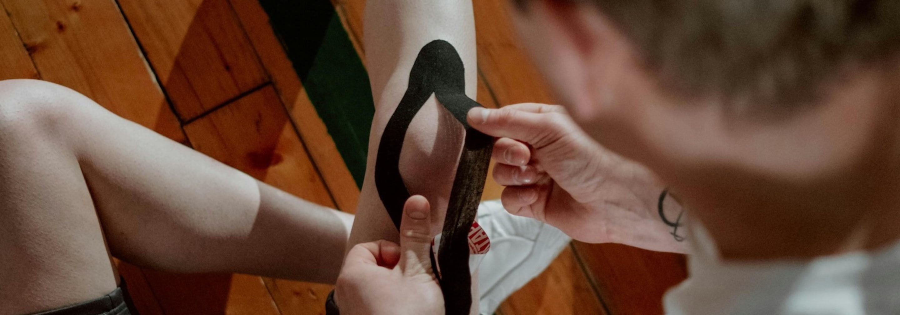 https://storage.googleapis.com/oneworld-prod/assets/Tape-Knie.jpg?v=1755169287