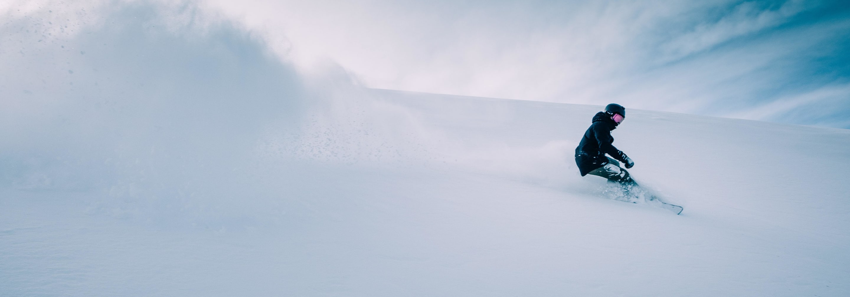 https://storage.googleapis.com/oneworld-prod/assets/blackroll-snowboard-muskelaufbau-training.jpg?v=1641546346