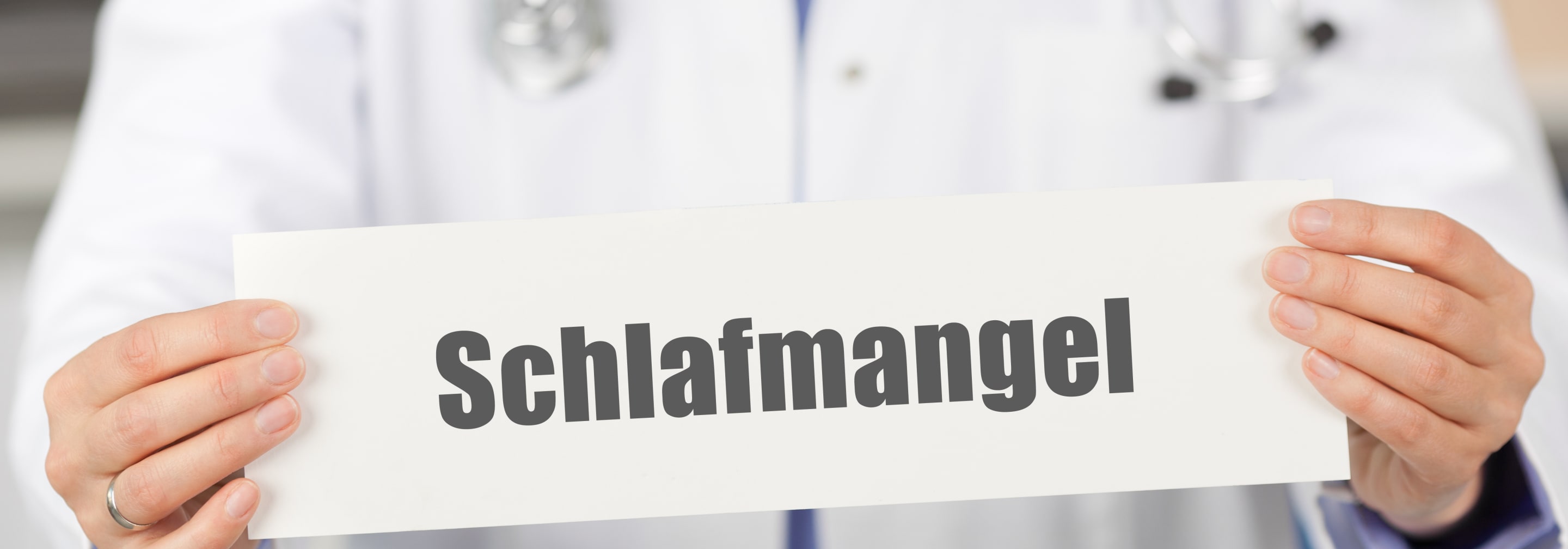 https://storage.googleapis.com/oneworld-prod/assets/schlafmangel-therapie.jpeg?v=1690560680