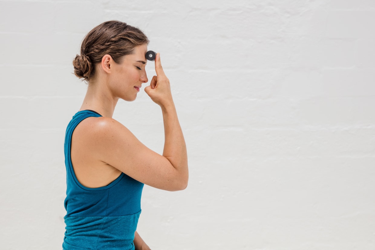 Selbstmassage der Stirn