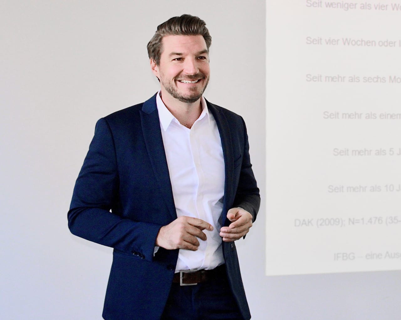 Dr Fabian Krapf