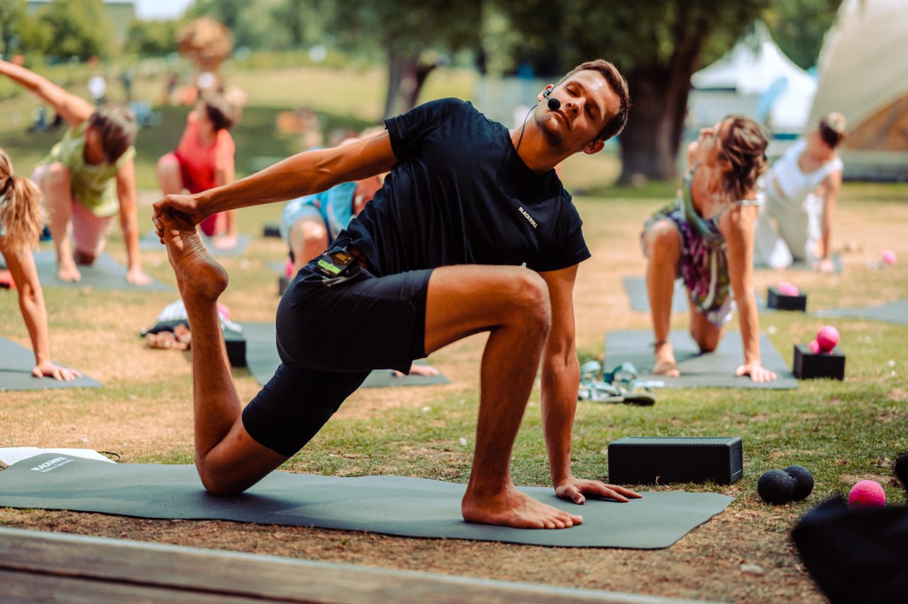 Trainer Stefan B Lackroll Yoga Workshop