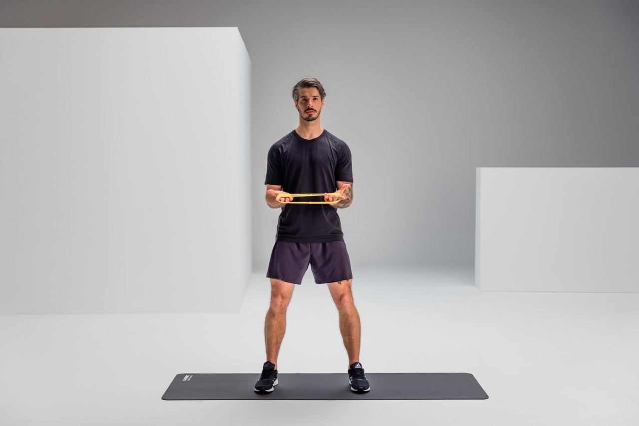 Arm spread strengthening blackroll loop band web 1 2 Y2 A5868