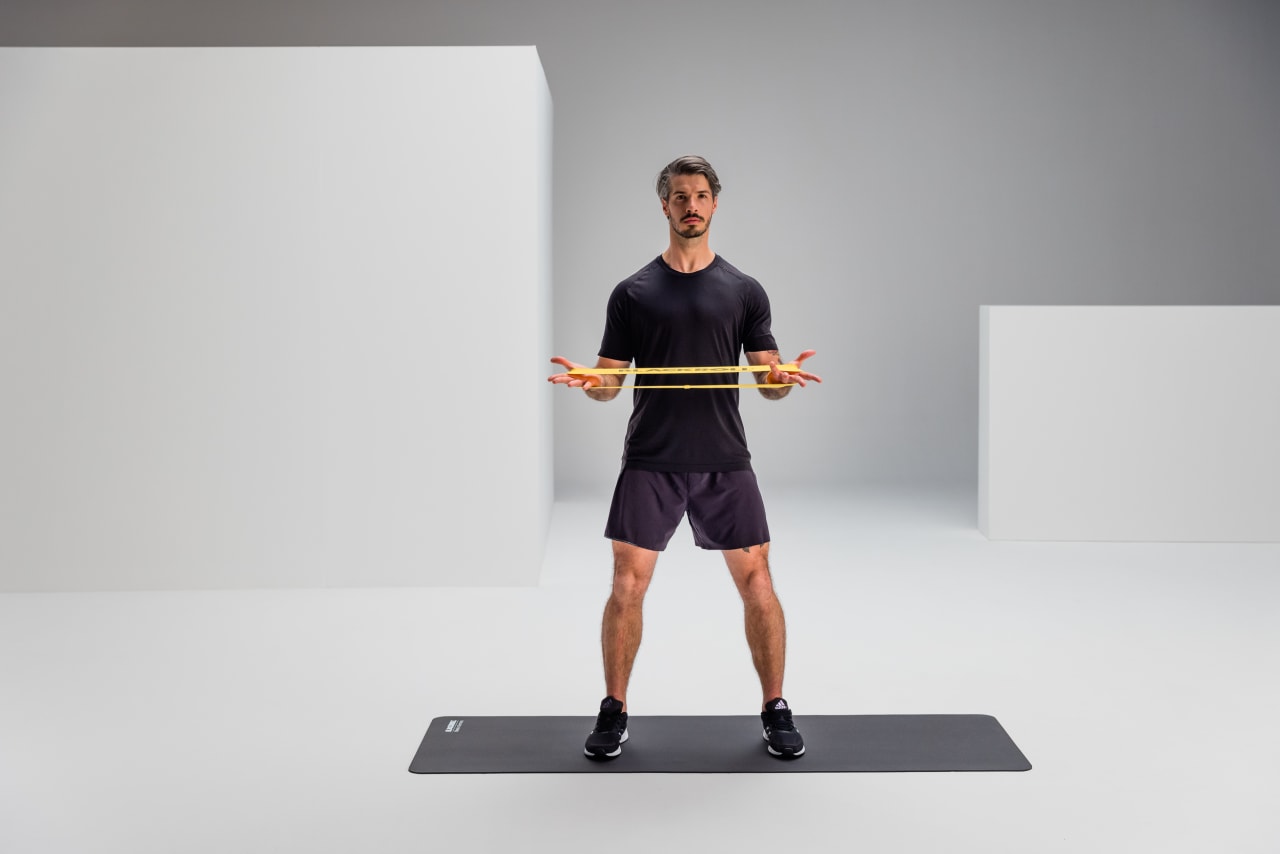 Arm spread strengthening blackroll loop band web 4 2 Y2 A5893 1