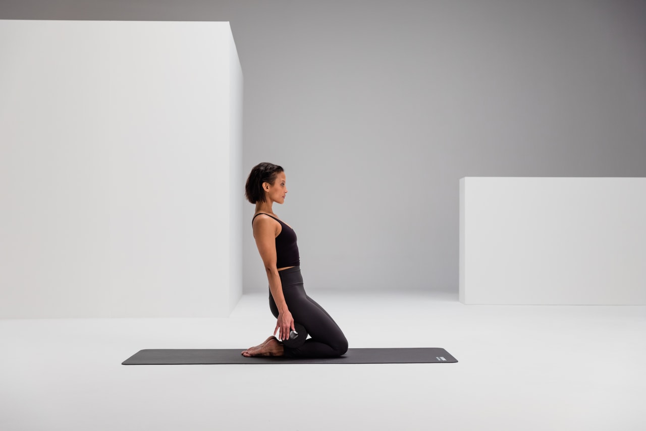 Calf release recovery blackroll standard web 1 2 Y2 A8424 2