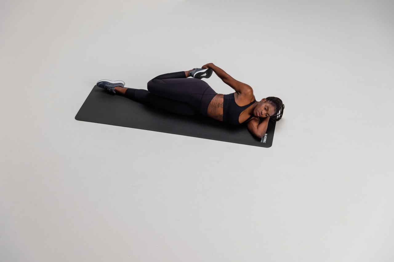 Quads stretch mobility web 2 Y2 A6007